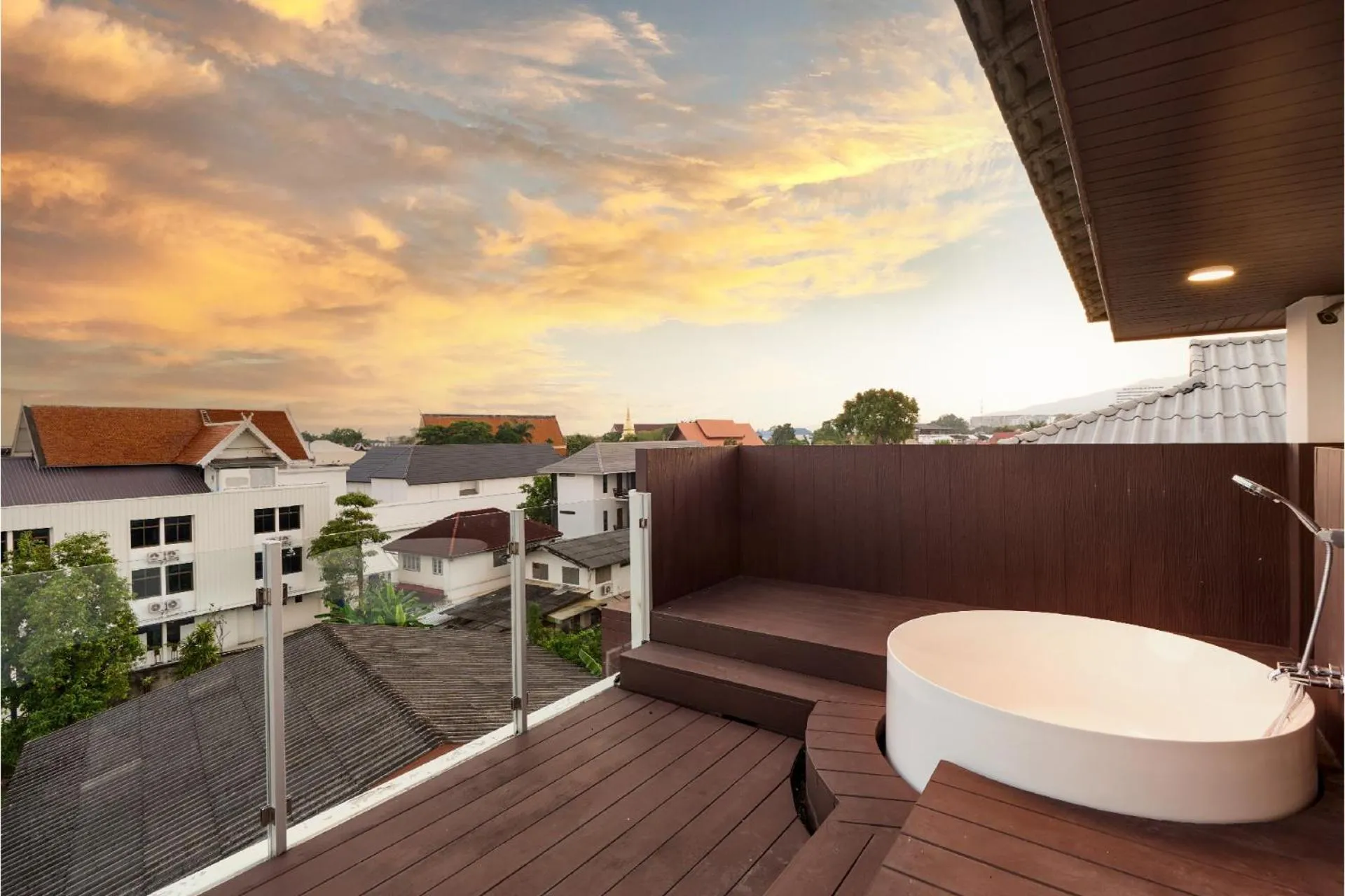 Balcony/Terrace in Be Phrasingh Hotel Chiang Mai