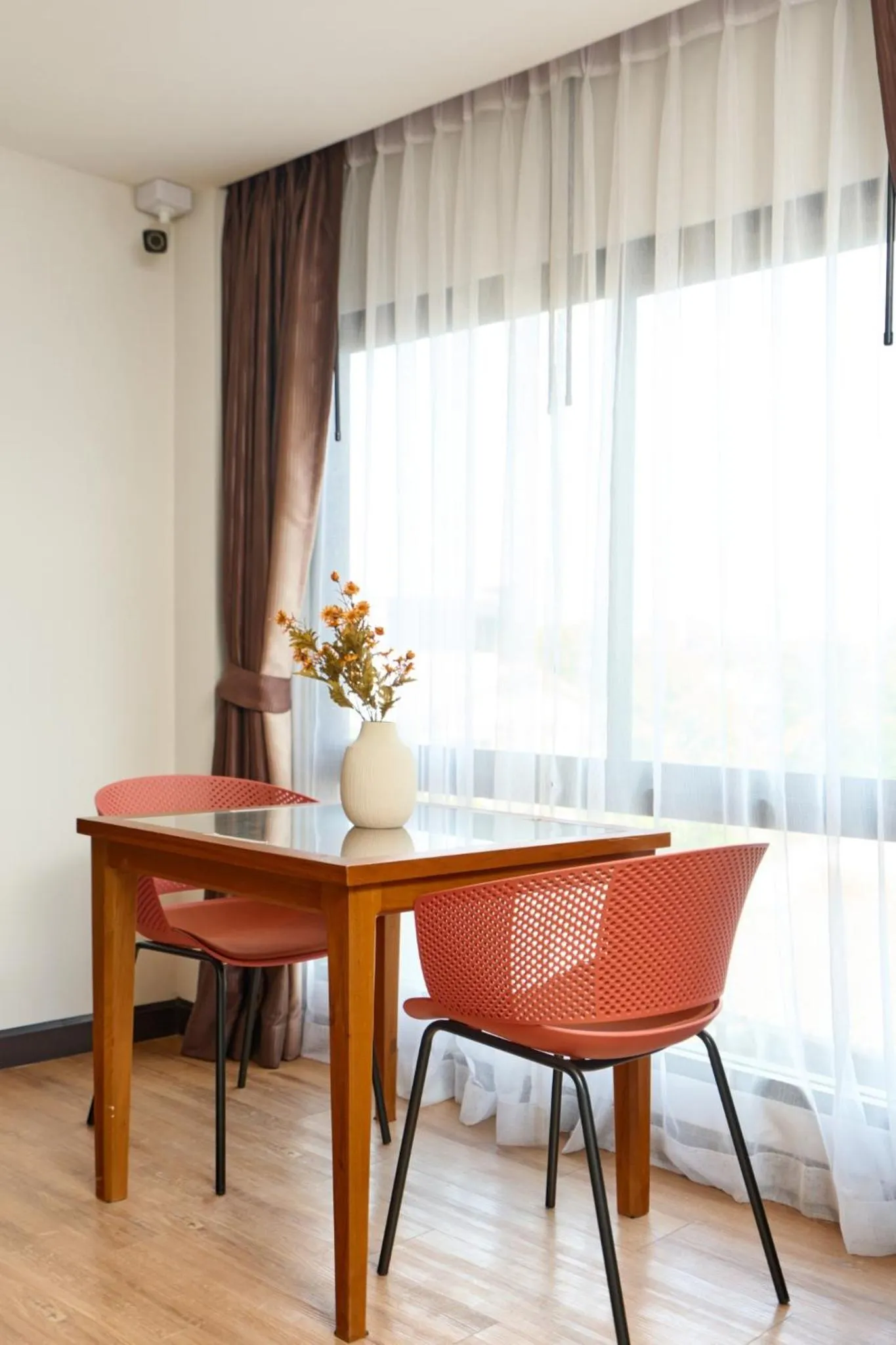 Seating area in Be Phrasingh Hotel Chiang Mai