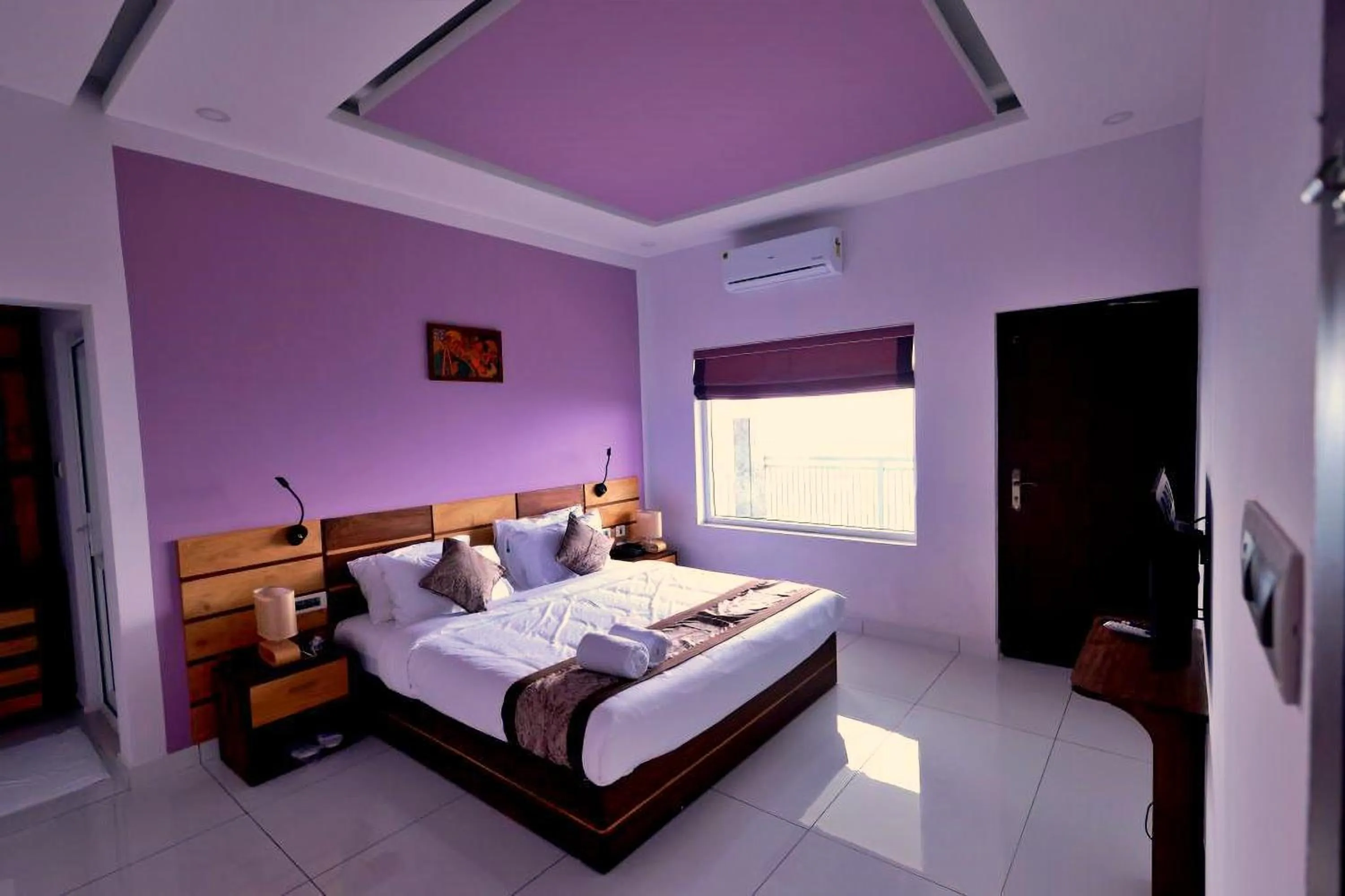 Junior Suite with Balcony in The Windy Mist Resort Munnar