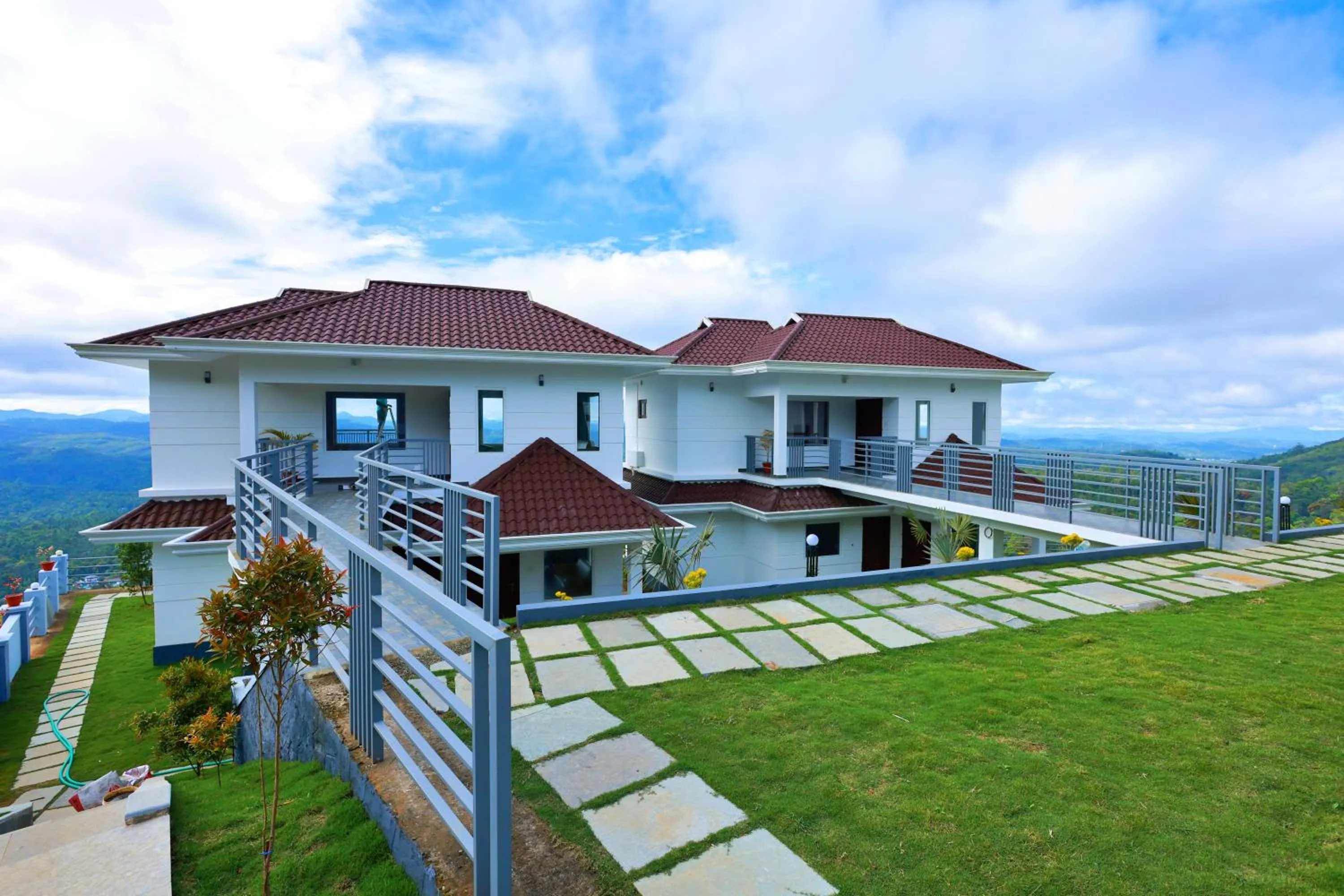 Property building in The Windy Mist Resort Munnar
