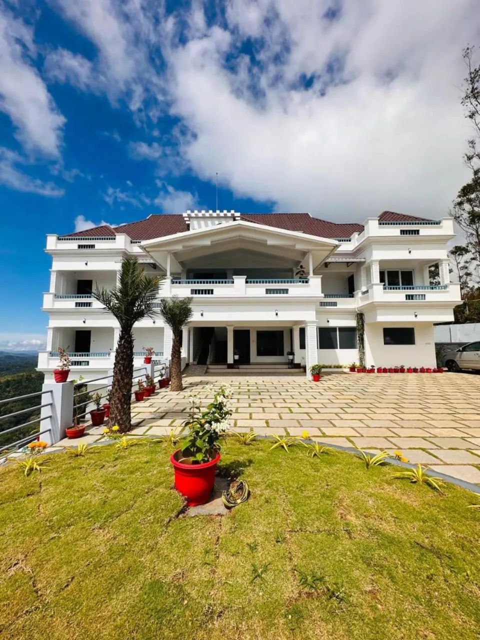 Property building in The Windy Mist Resort Munnar