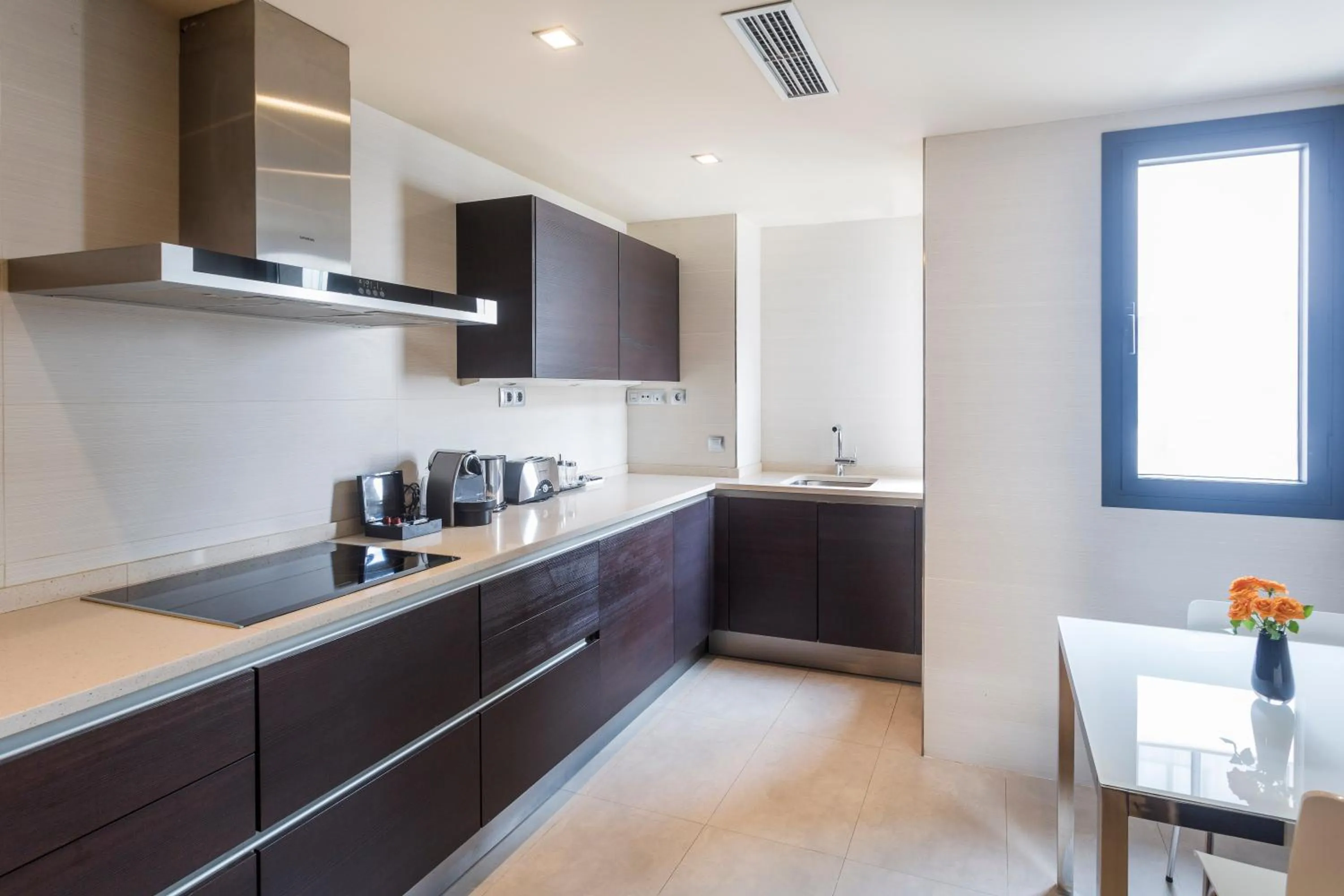 Kitchen or kitchenette in Majestic Hotel & Spa Barcelona GL