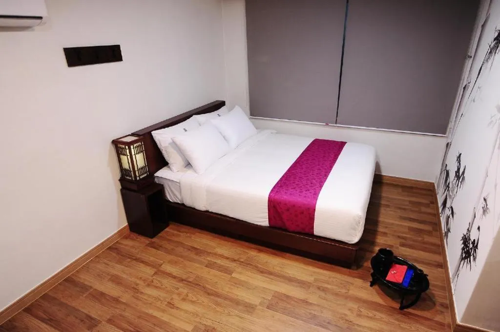 Bed in The Beach Hotel