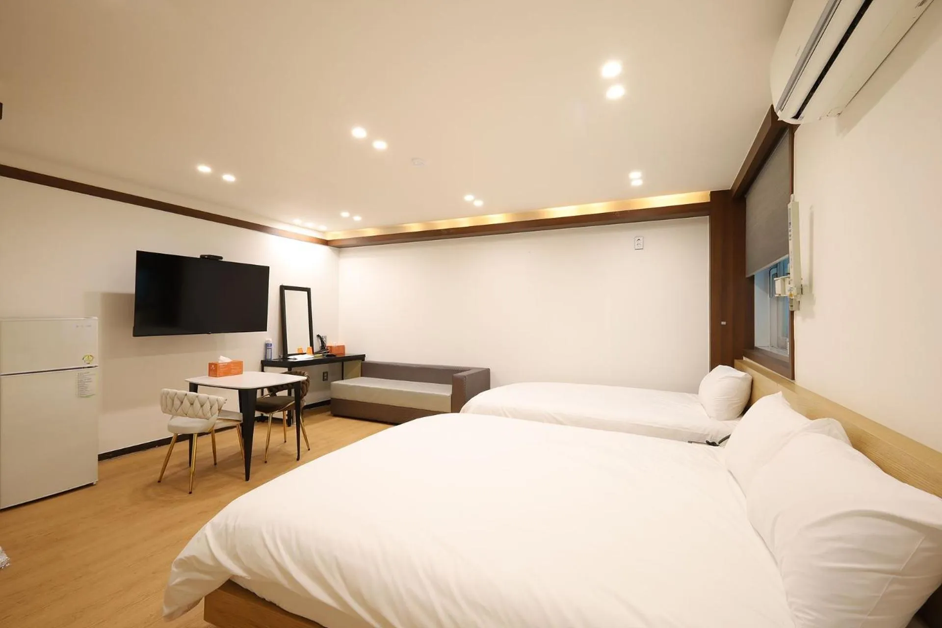 Bed in JB Plus Hotel