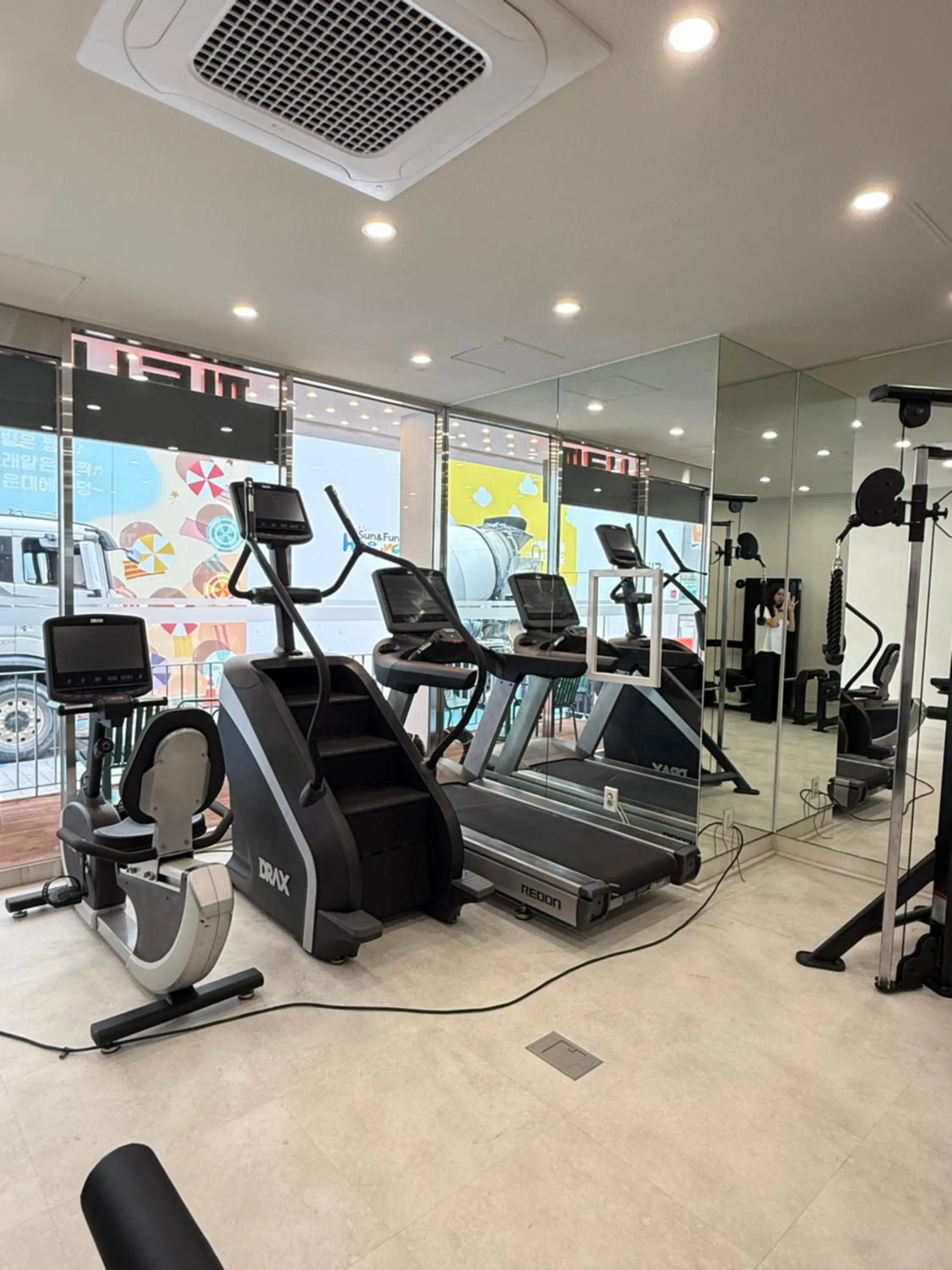 Fitness centre/facilities in JB Plus Hotel