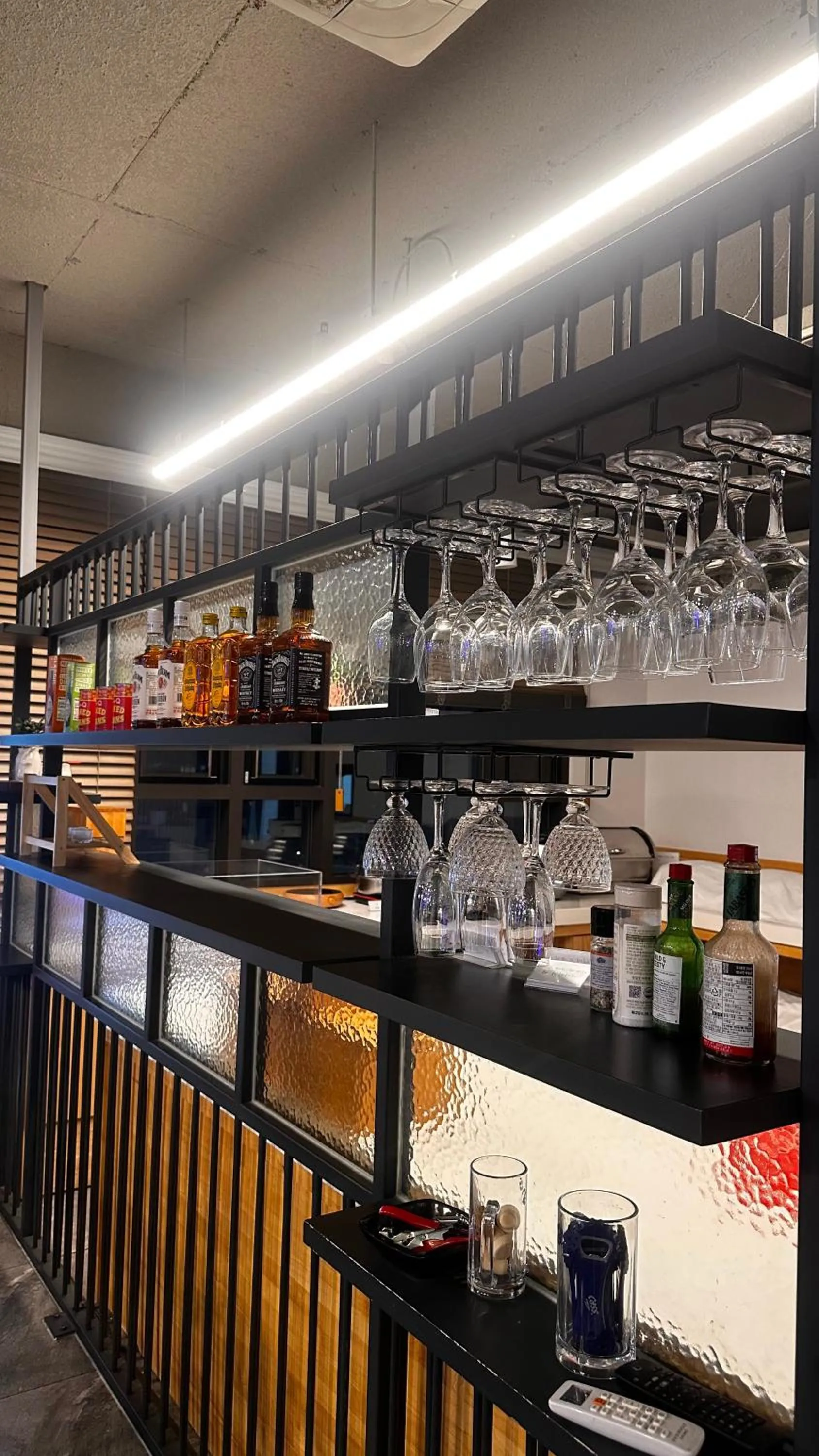 Restaurant/places to eat in JB Plus Hotel