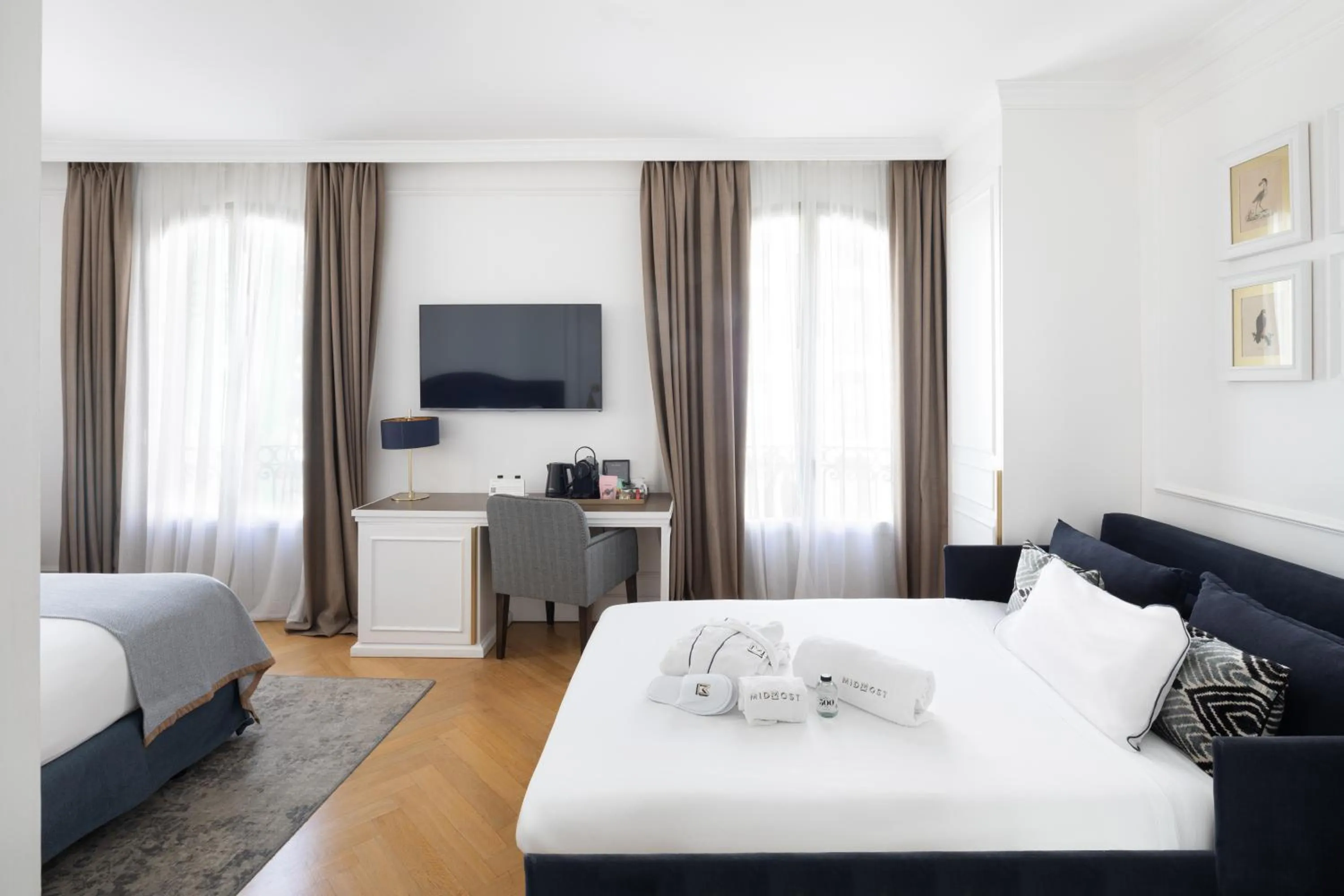 Bed in Hotel Midmost by Majestic Hotel Group