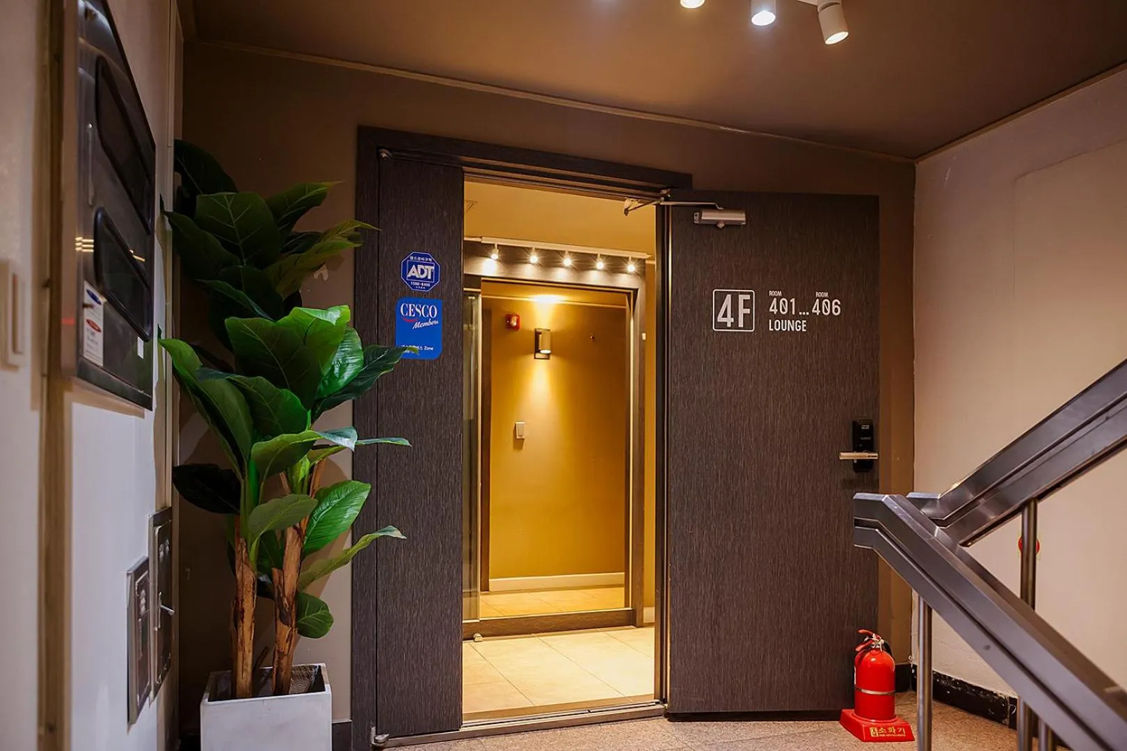 Property building in Hostel Mihojae Busan