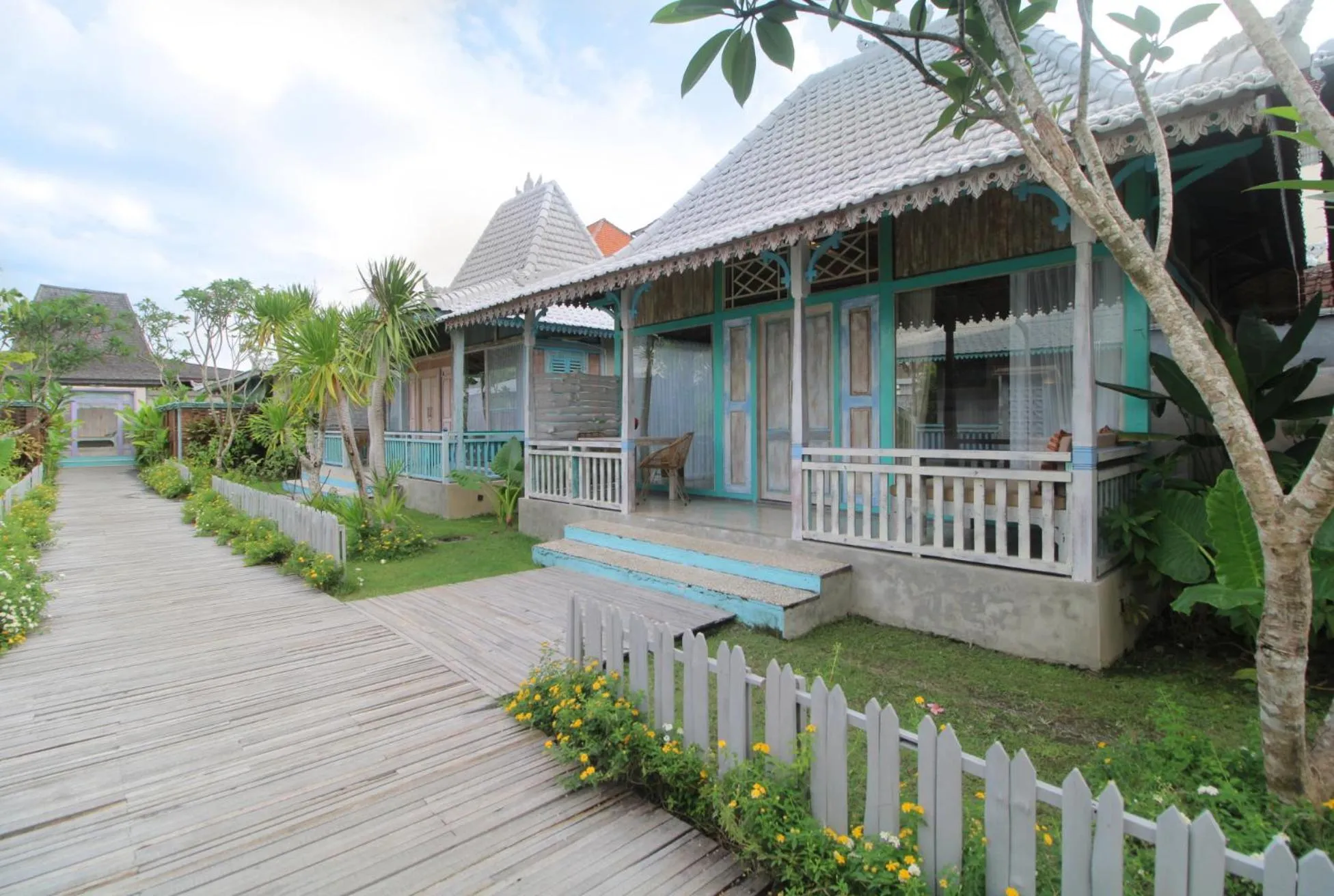 Property building in Casa Batu Belig