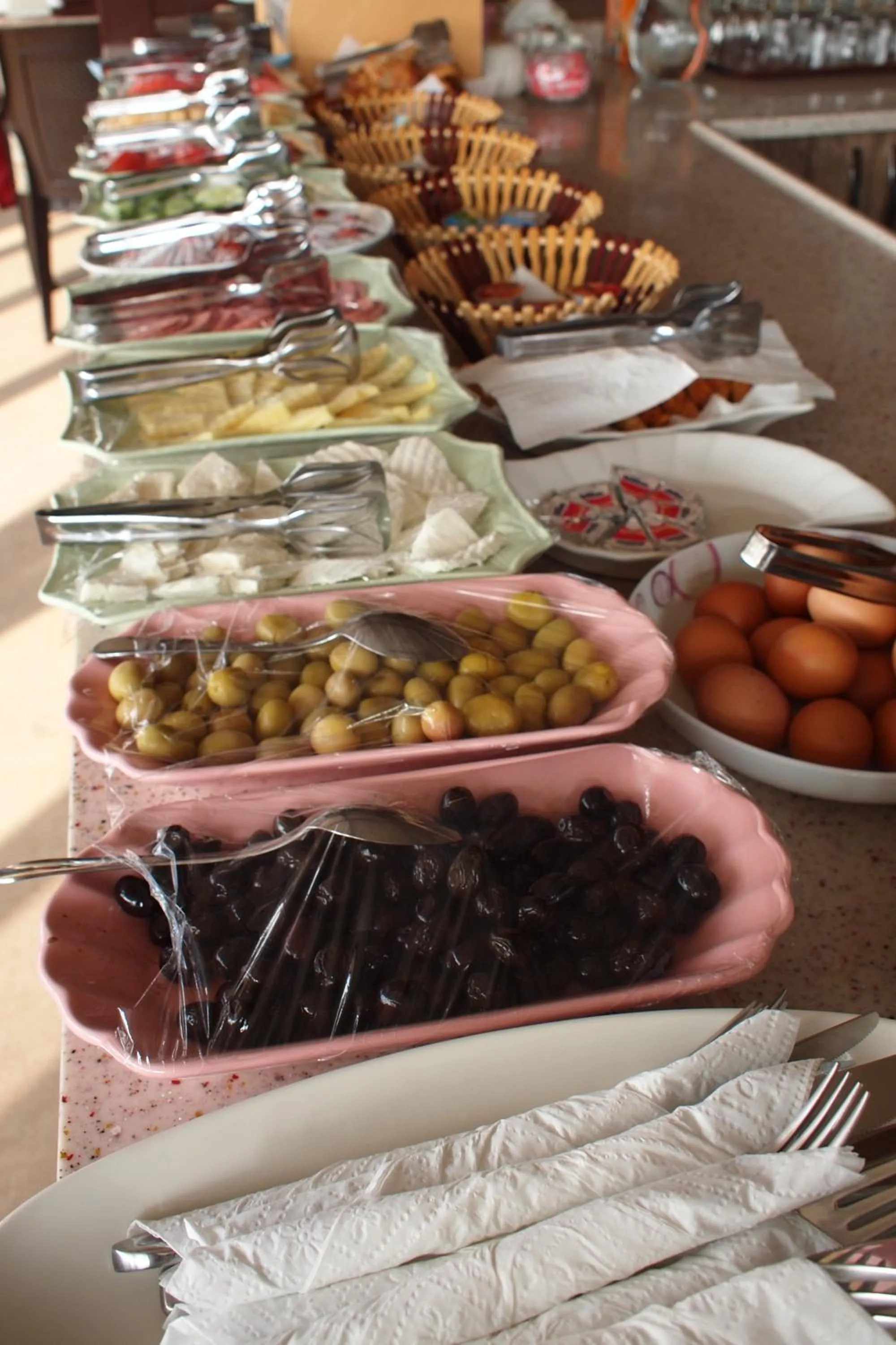 Food and drinks in Emre's Stone House