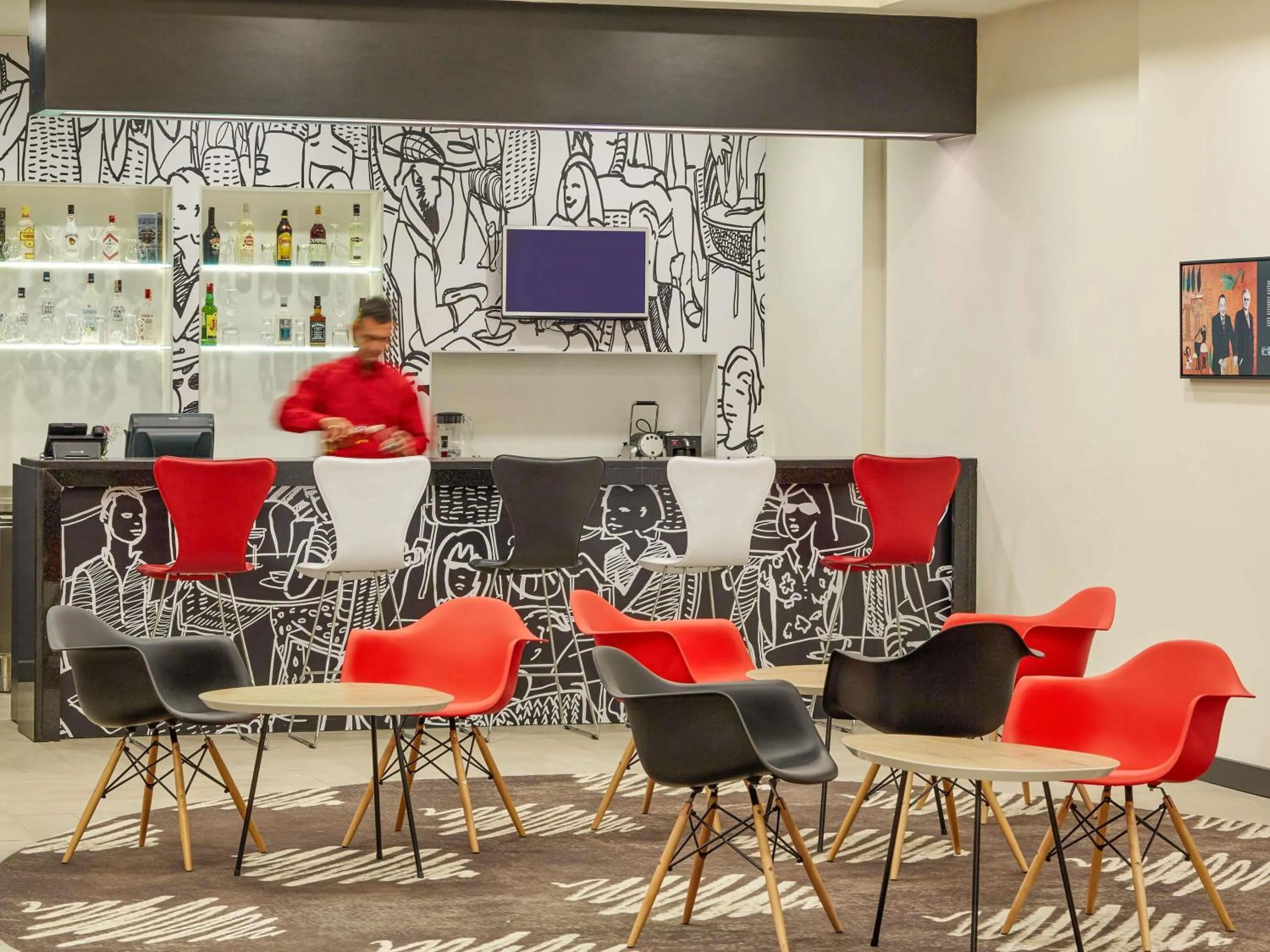 Lounge or bar in ibis Ankara Airport Hotel