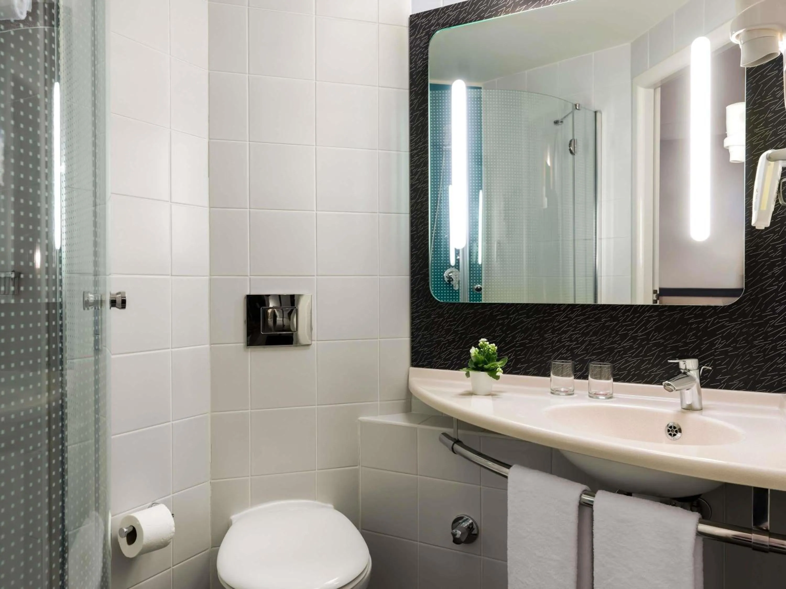 Bedroom in ibis Ankara Airport Hotel