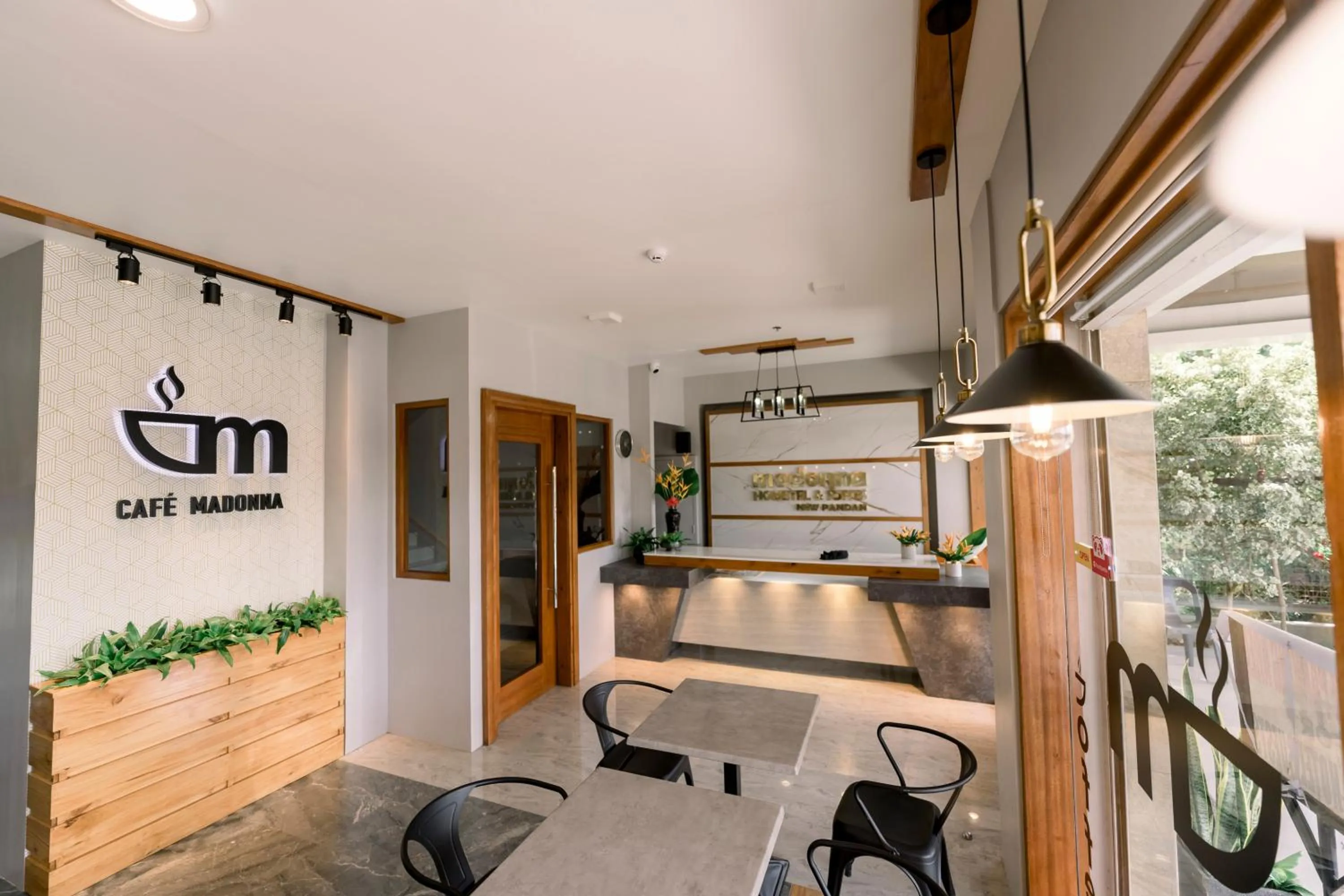 Coffee/tea facilities in Madonna Hometel and Suites New Pandan