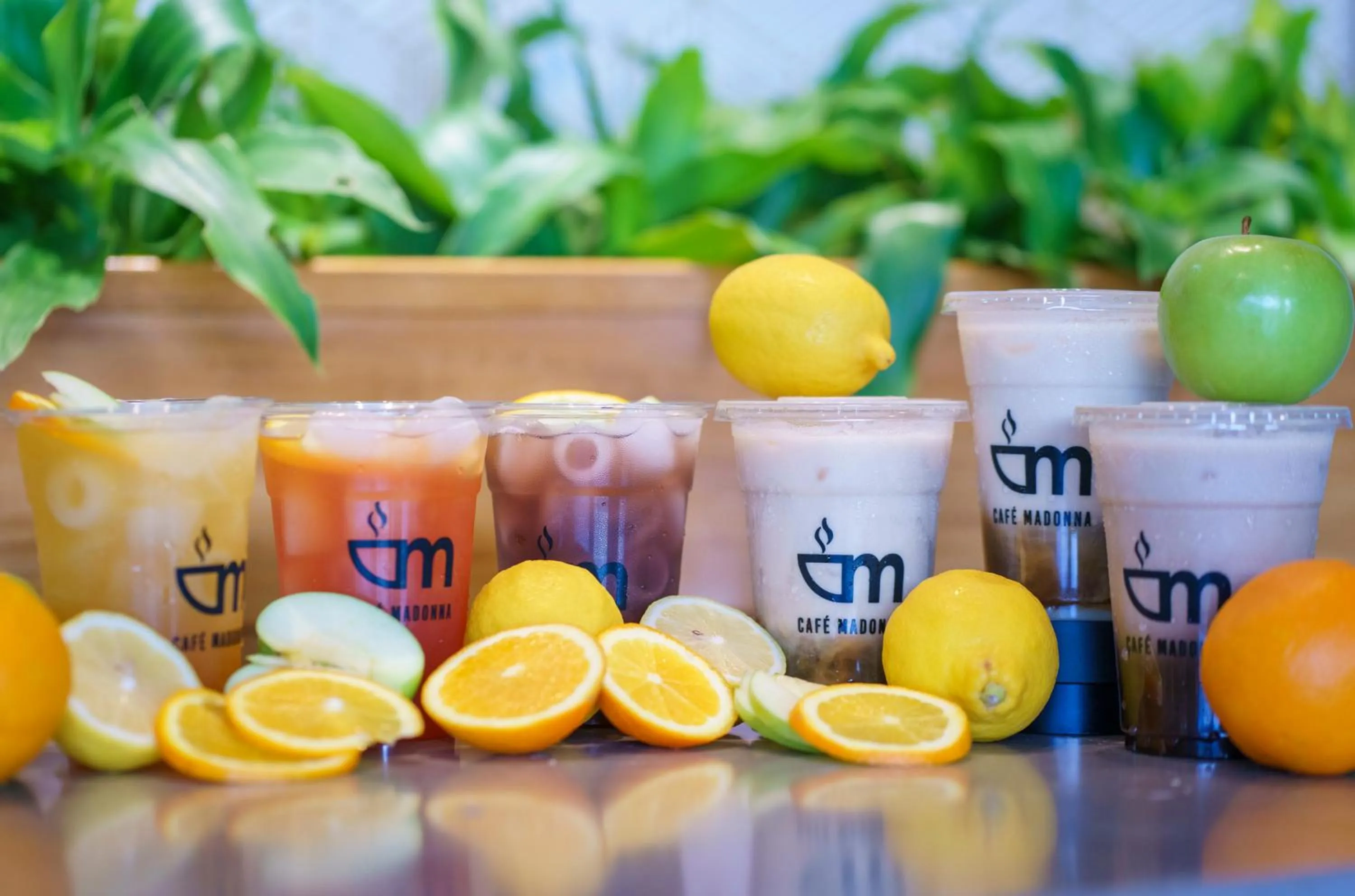 Restaurant/places to eat in Madonna Hometel and Suites New Pandan