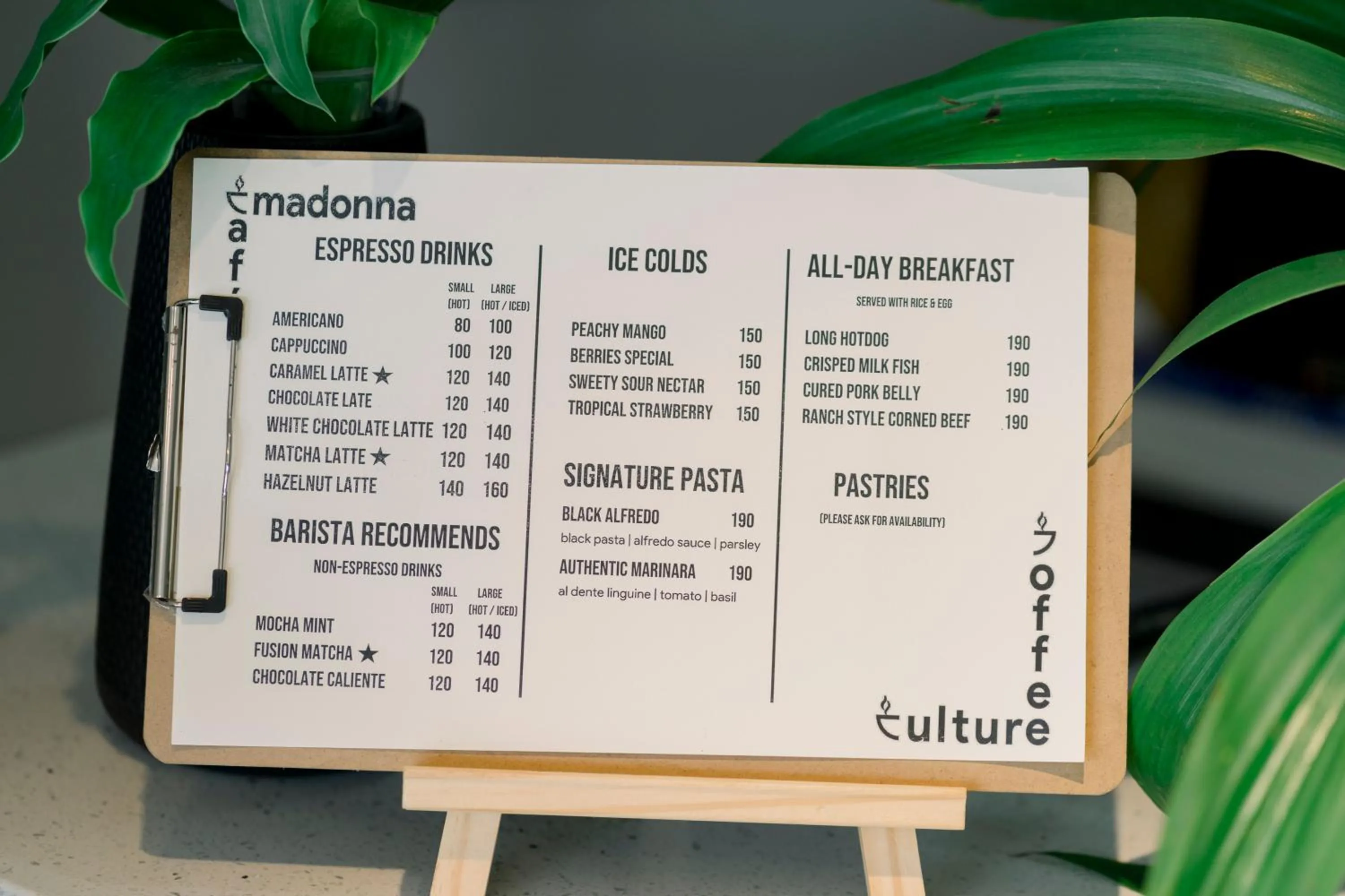 Restaurant/places to eat in Madonna Hometel and Suites New Pandan