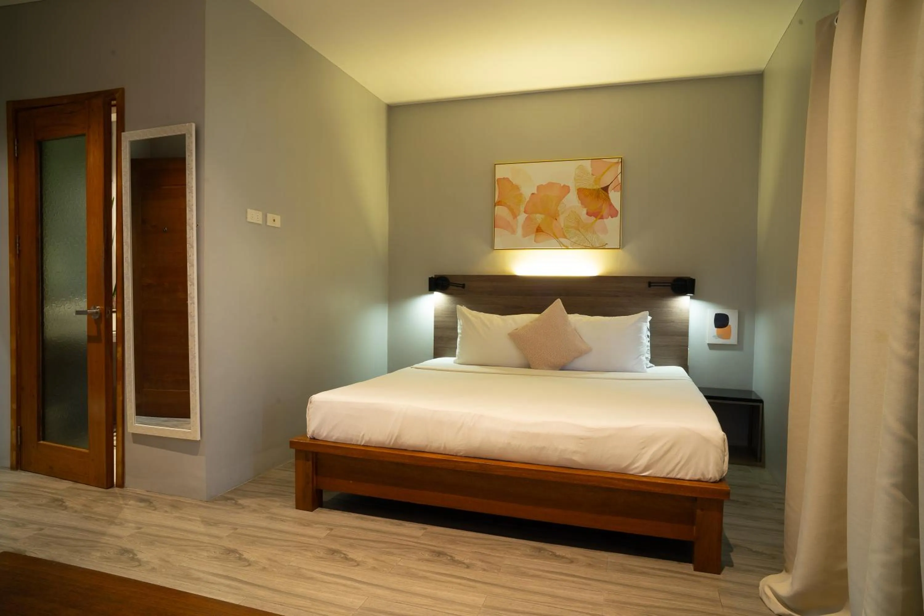 Bedroom, Bed in Madonna Hometel and Suites New Pandan