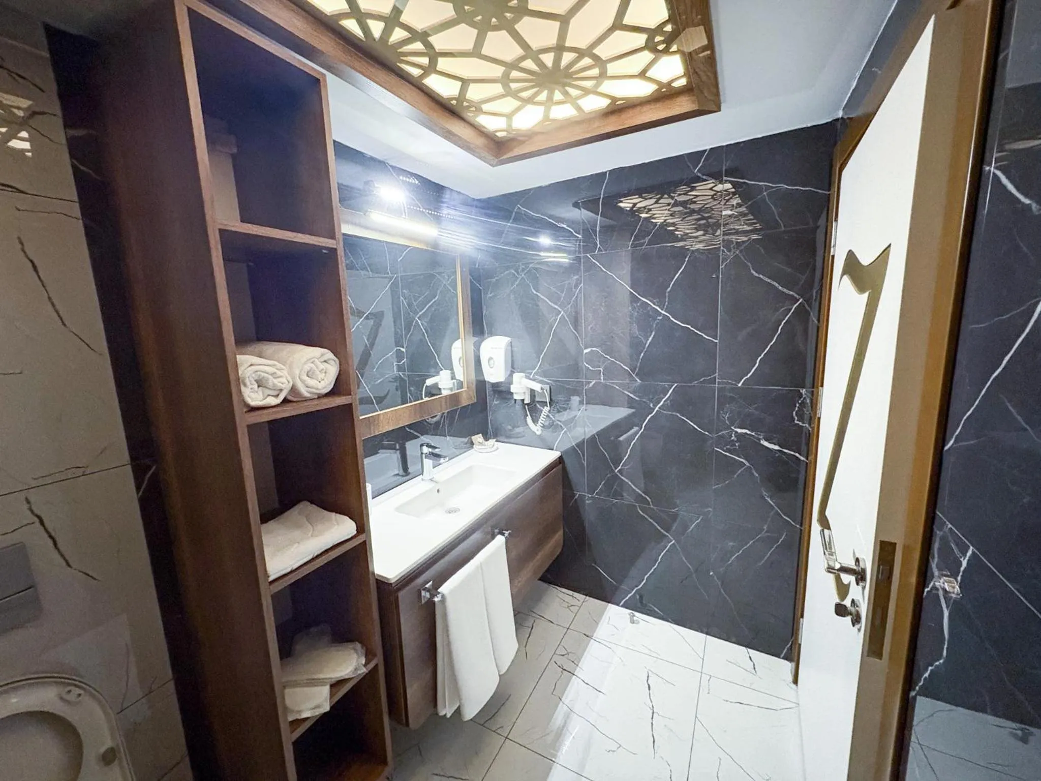 Mira Hotel Küçükyalı