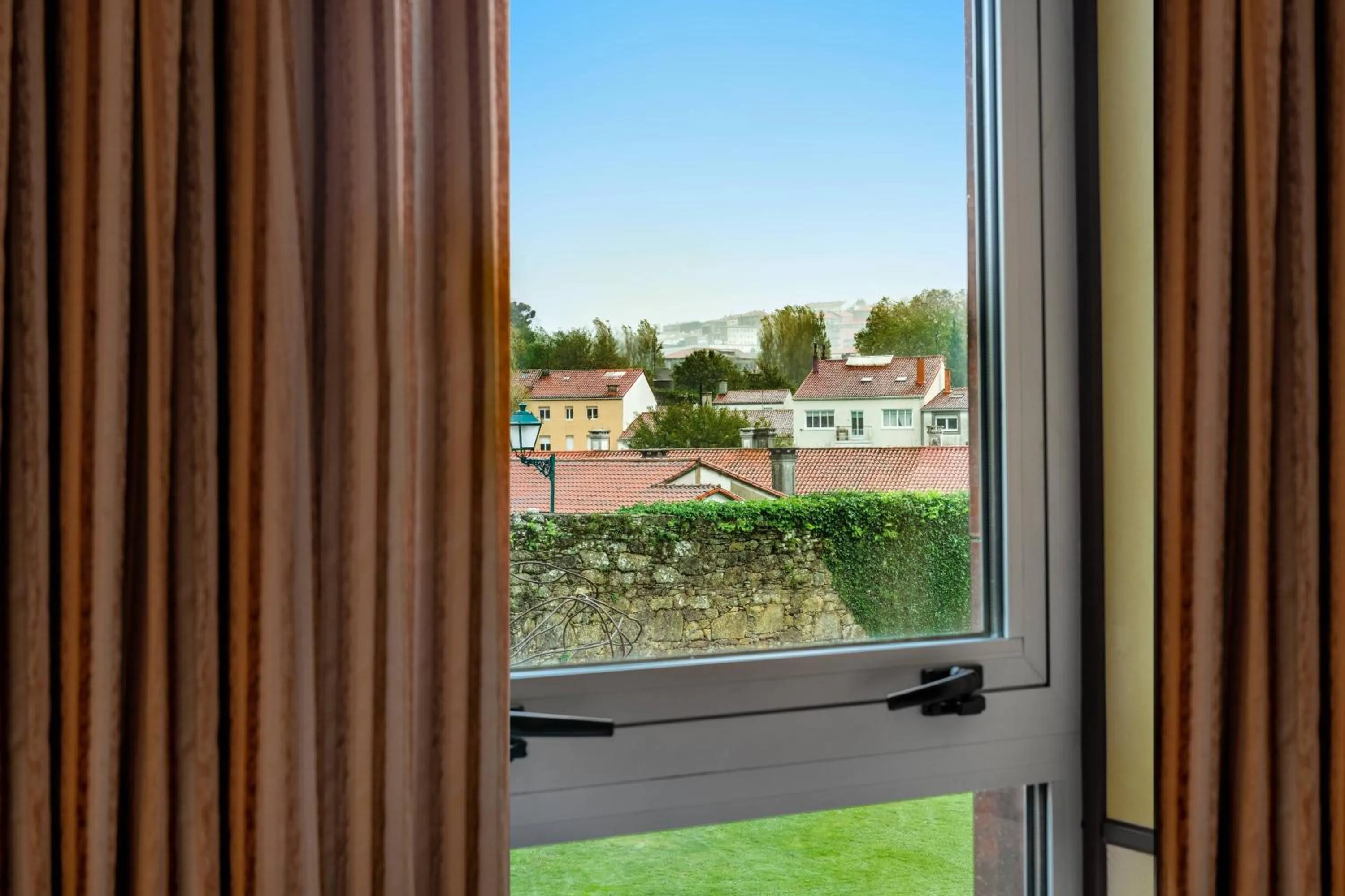 Photo of the whole room in Hotel Palacio del Carmen, Autograph Collection