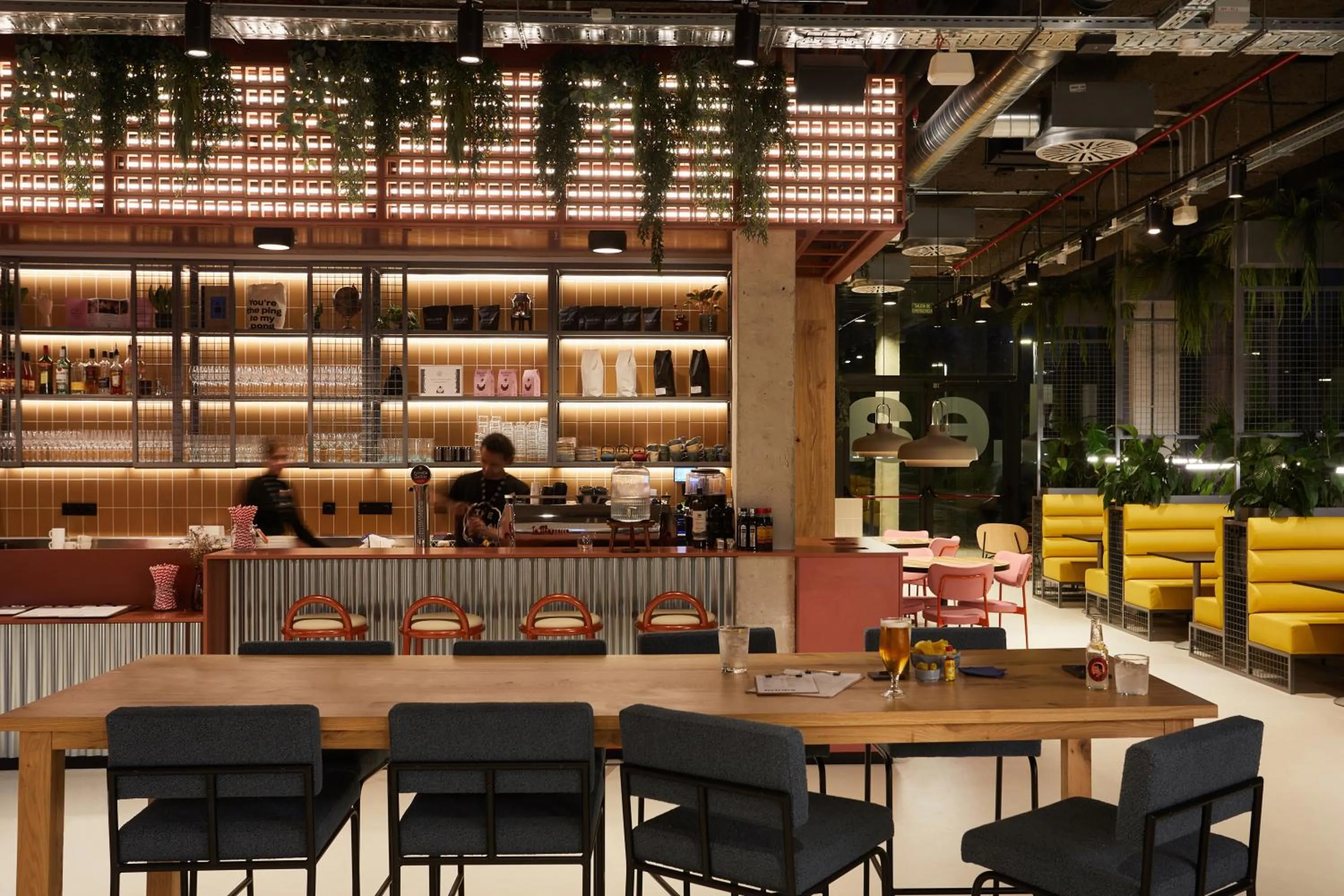 Lounge or bar in The Social Hub Barcelona Poblenou