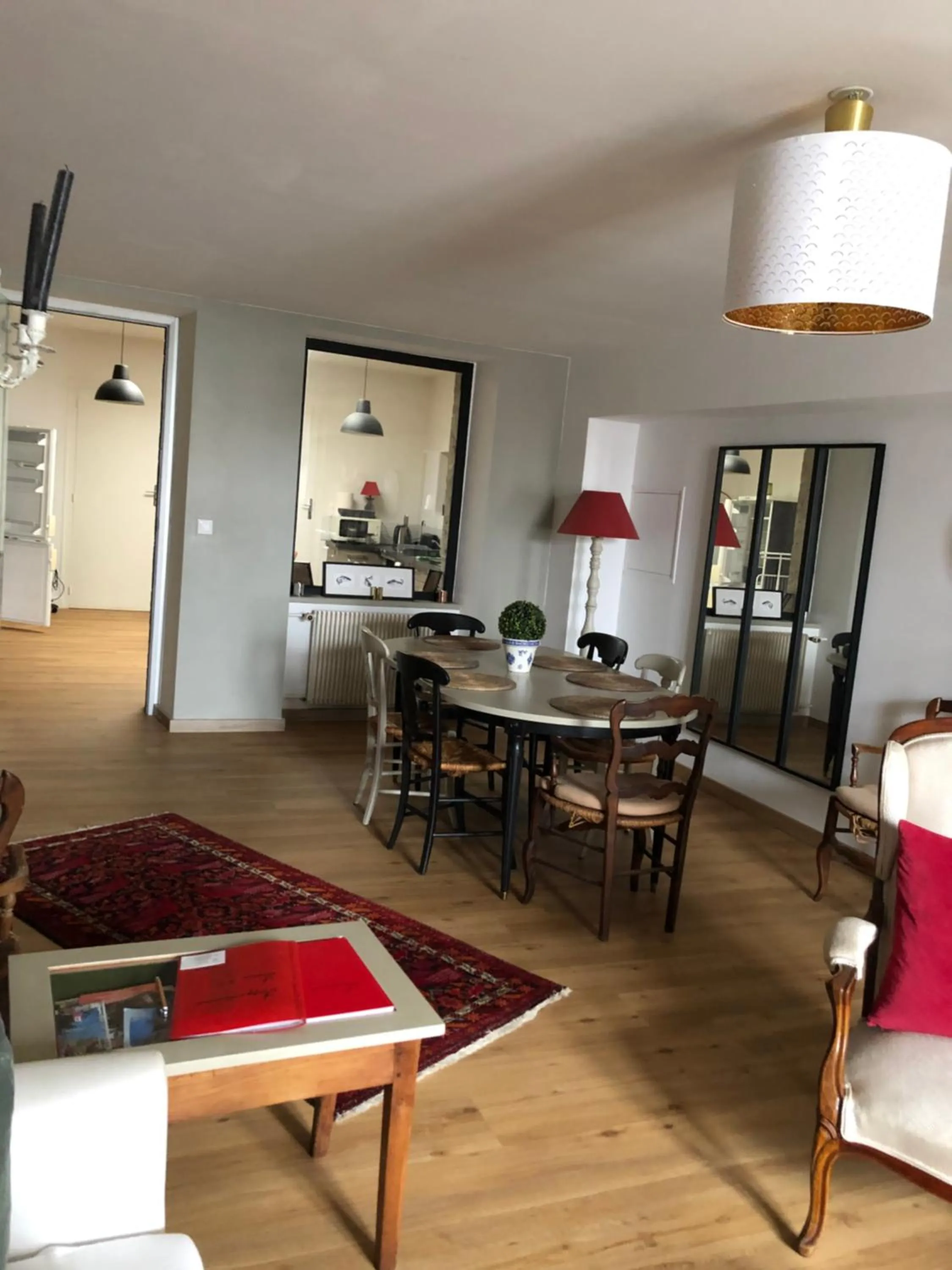 Au 16 Place Saint Louis