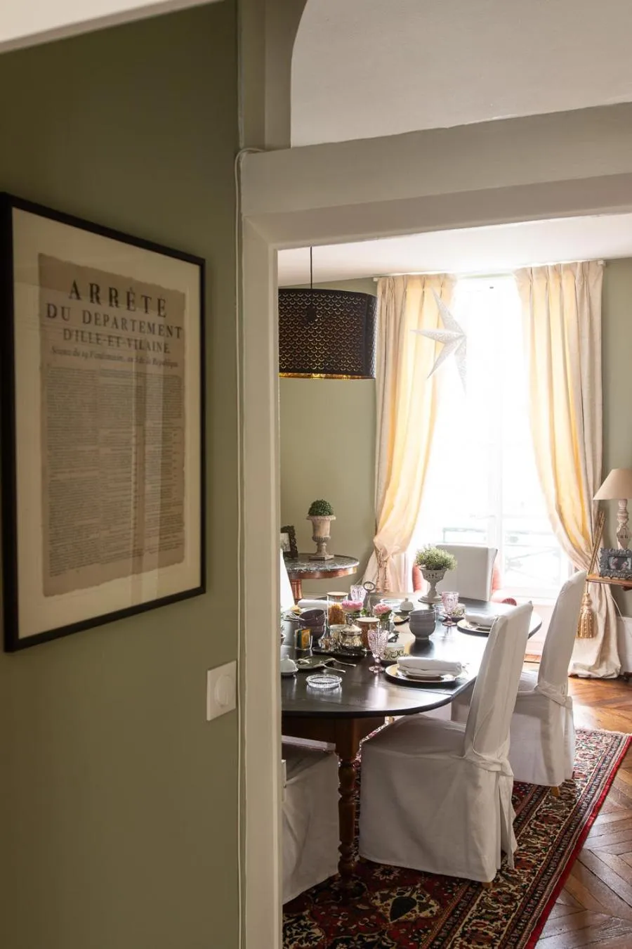 Au 16 Place Saint Louis