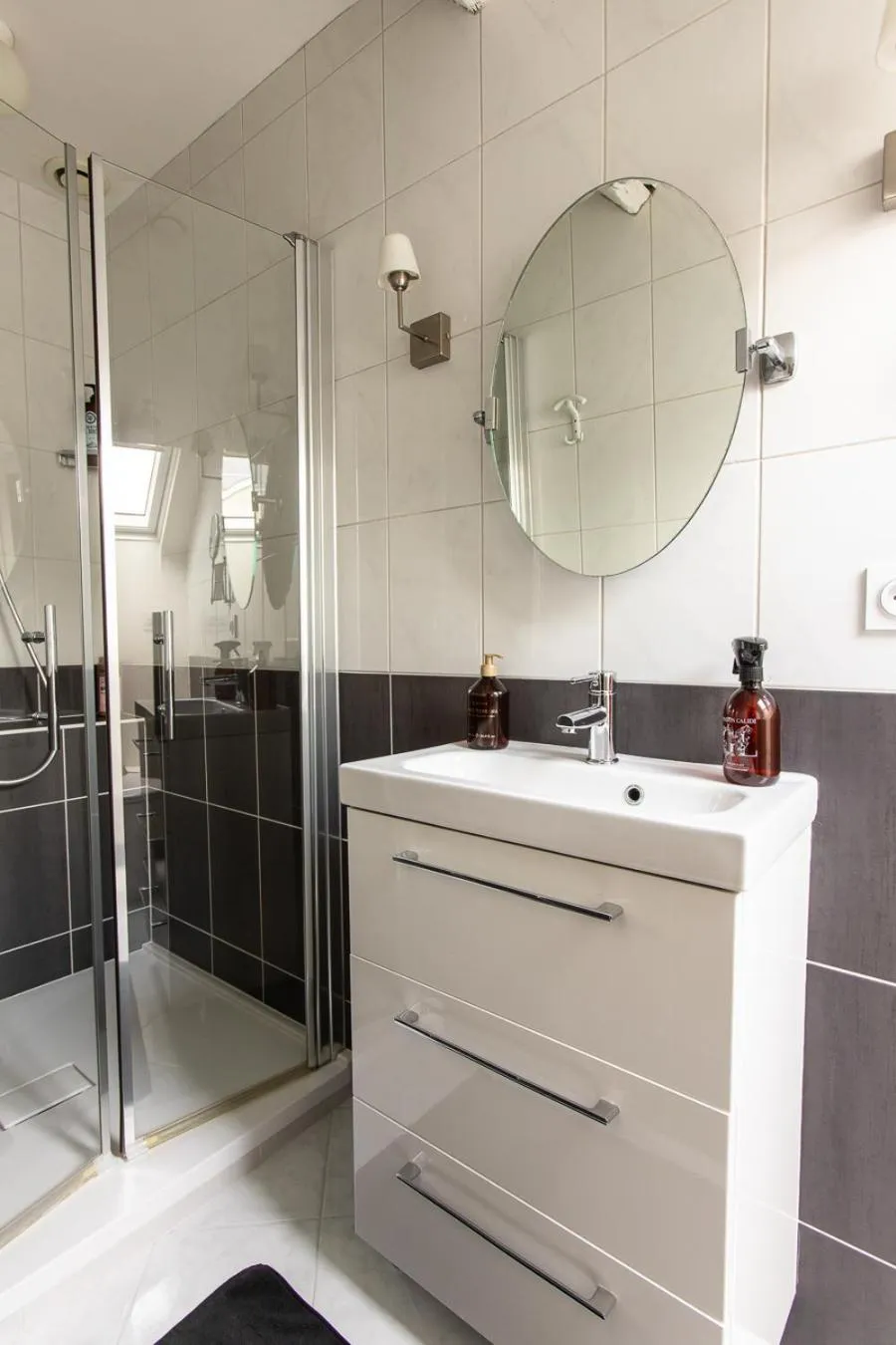 Au 16 Place Saint Louis