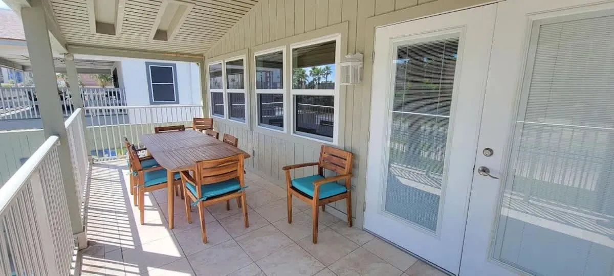 Balcony/Terrace in Bahama Mama House