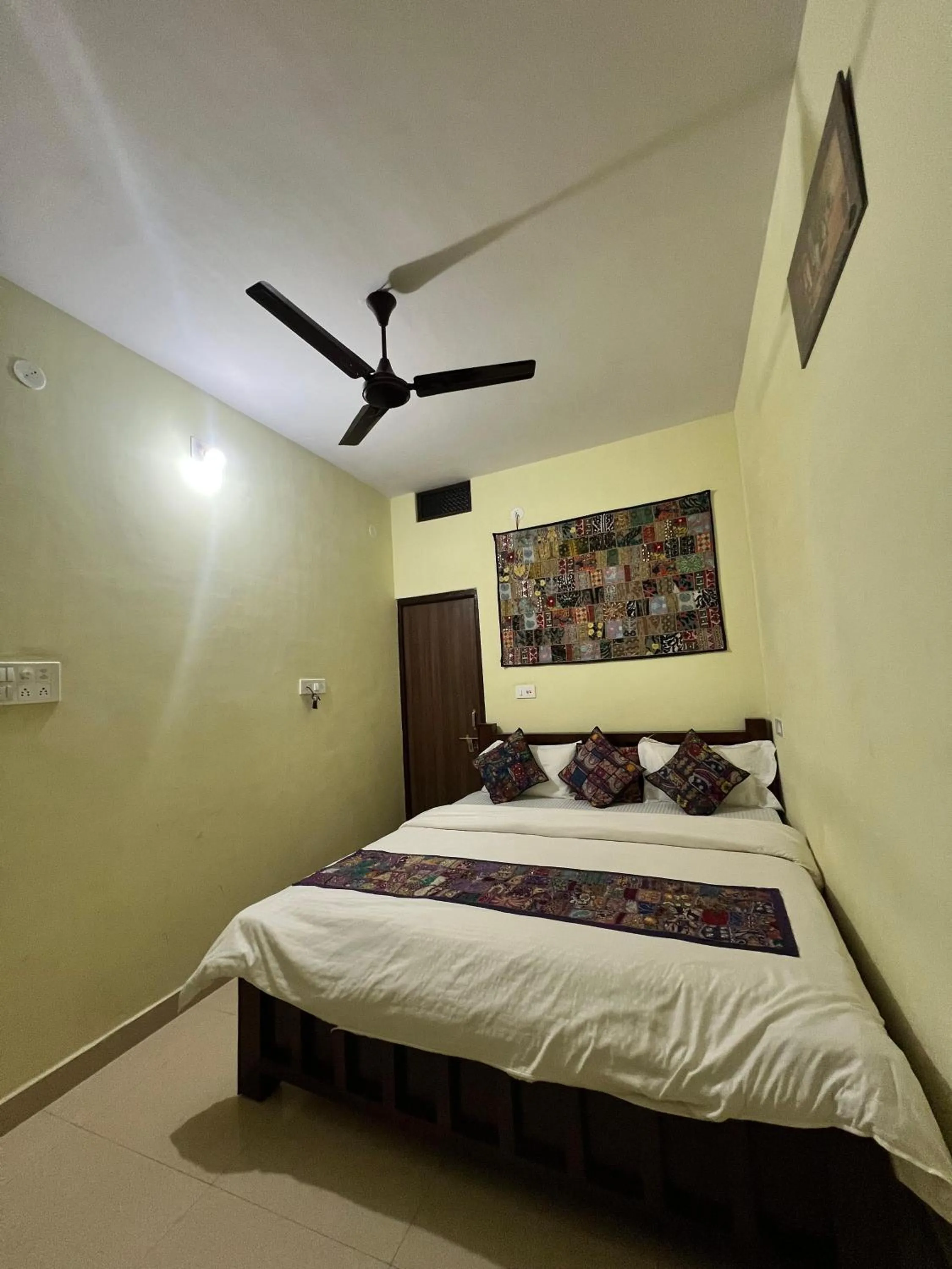 Bed in Relax Inn Jaisalmer
