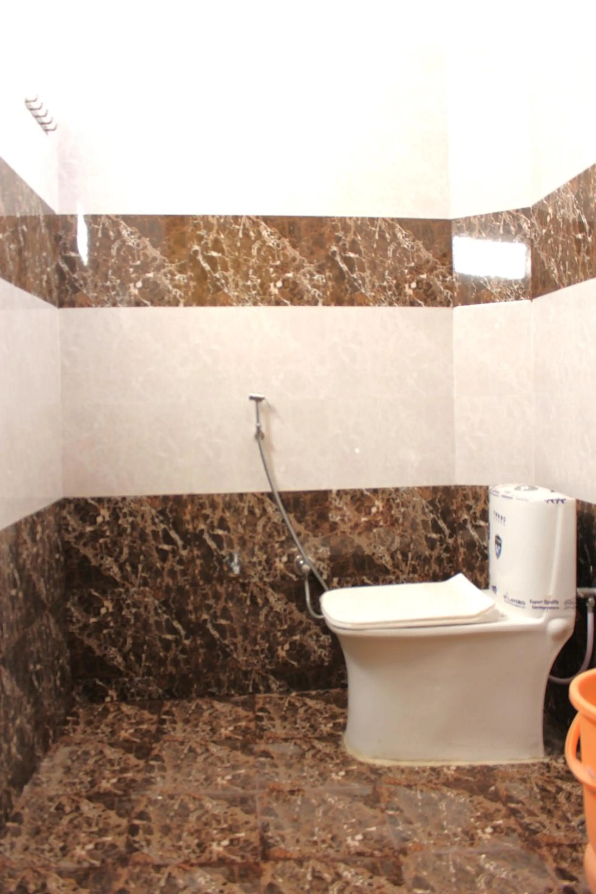 Shower in Relax Inn Jaisalmer