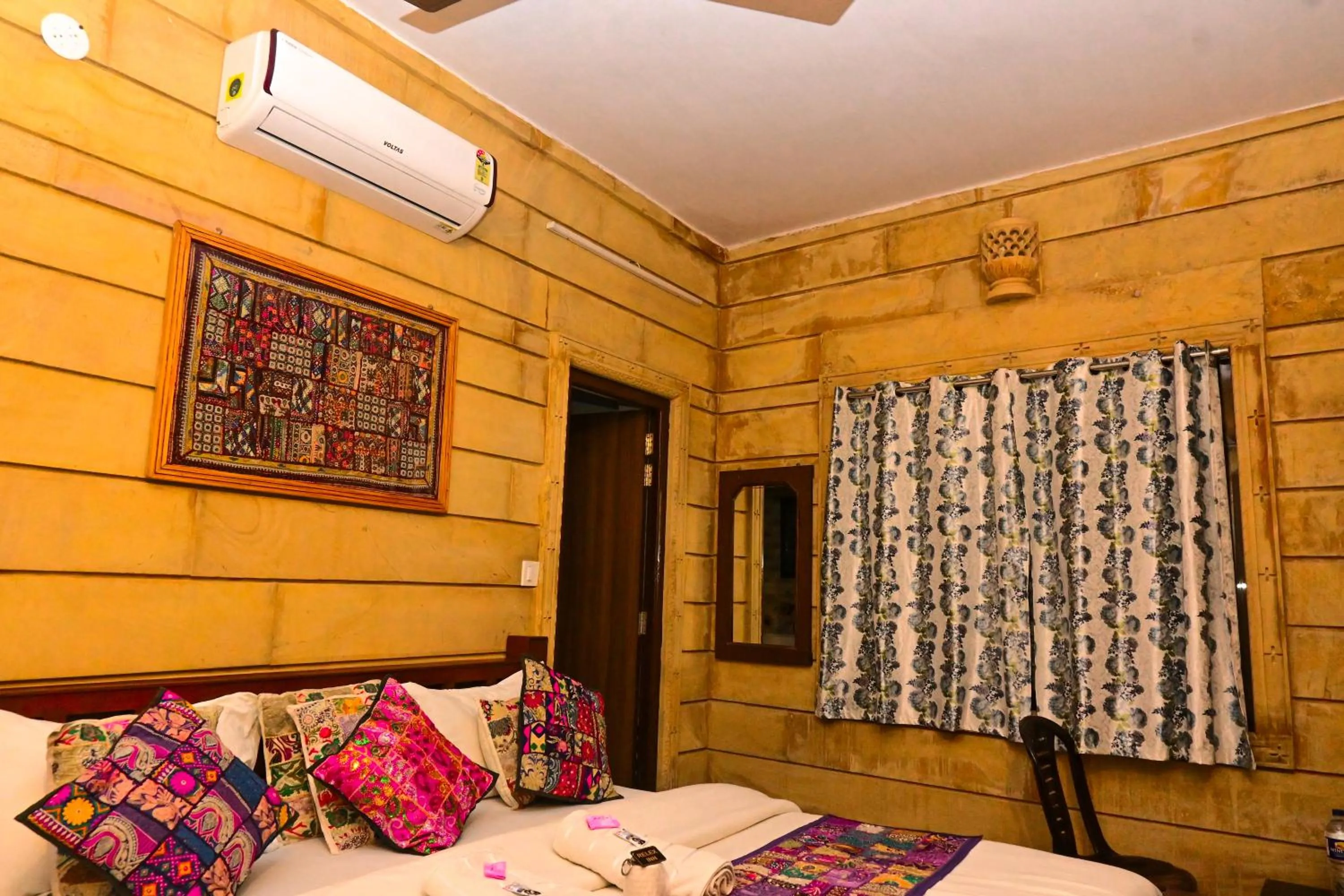 Bed in Relax Inn Jaisalmer