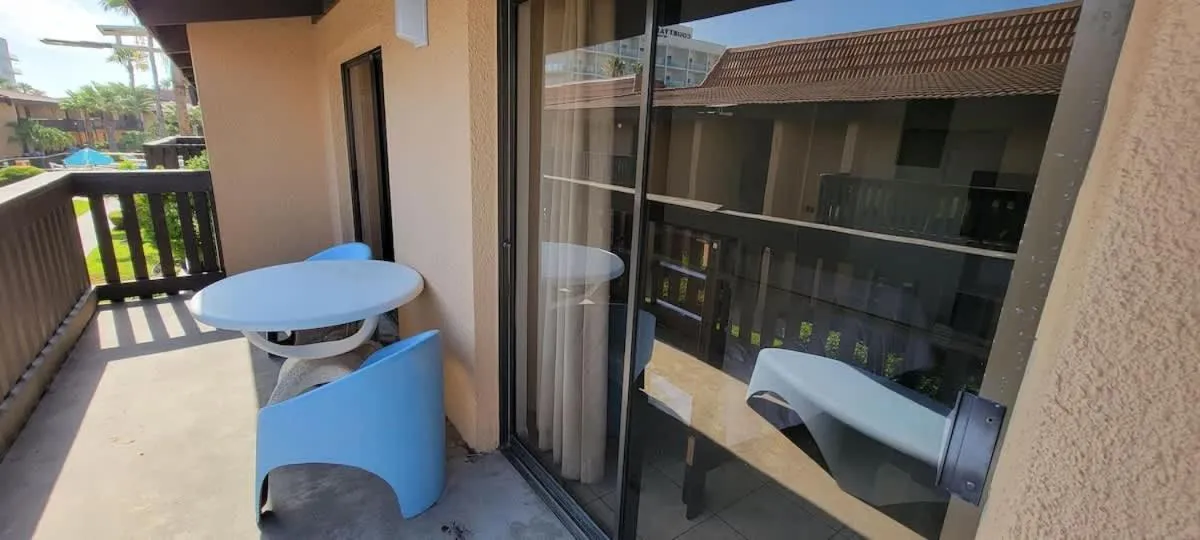 Balcony/Terrace in Tiki Condo 261