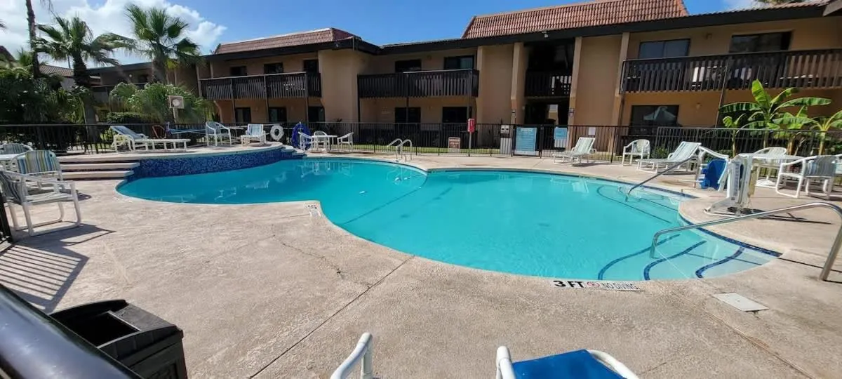 Swimming pool in Tiki Condo 261