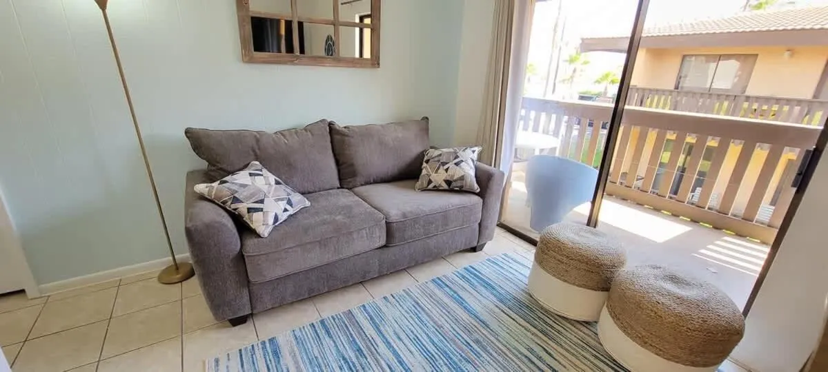 Balcony/Terrace in Tiki Condo 261