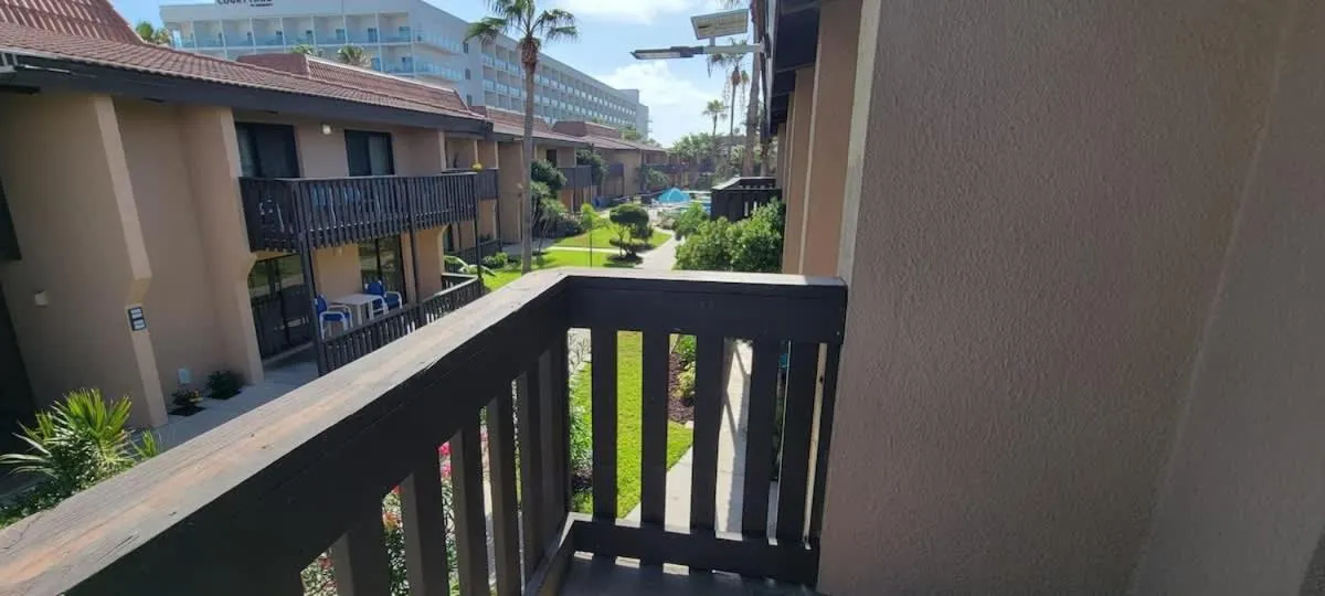 Balcony/Terrace in Tiki Condo 261