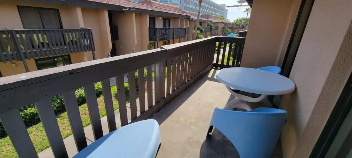 Balcony/Terrace in Tiki Condo 261
