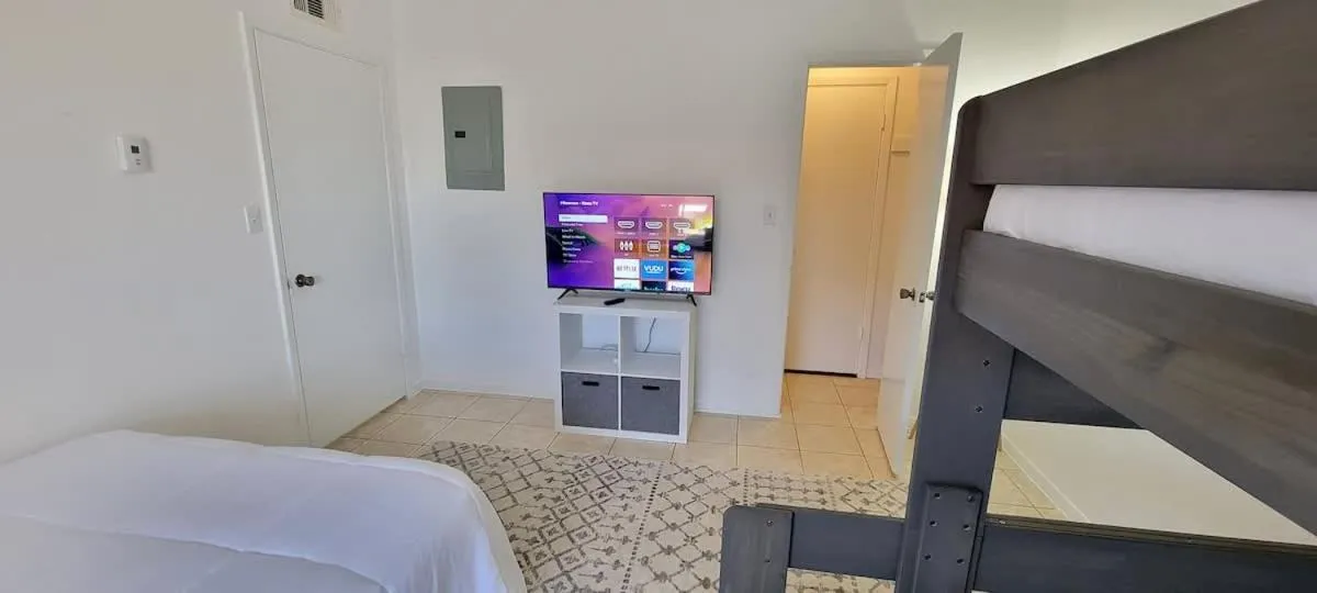 Bed in Tiki Condo 261