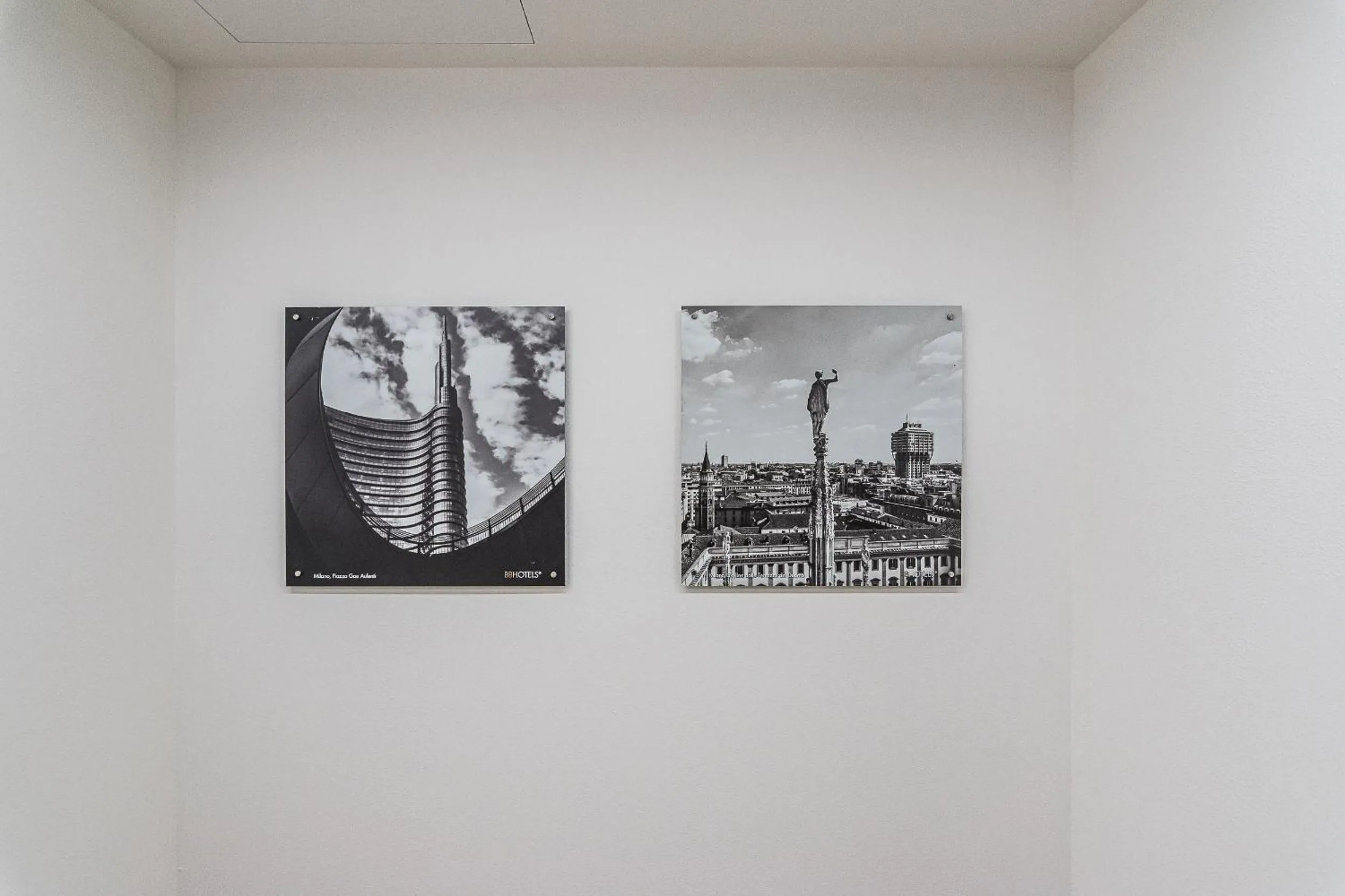 Lobby or reception in BB Hotels Smarthotel Duomo