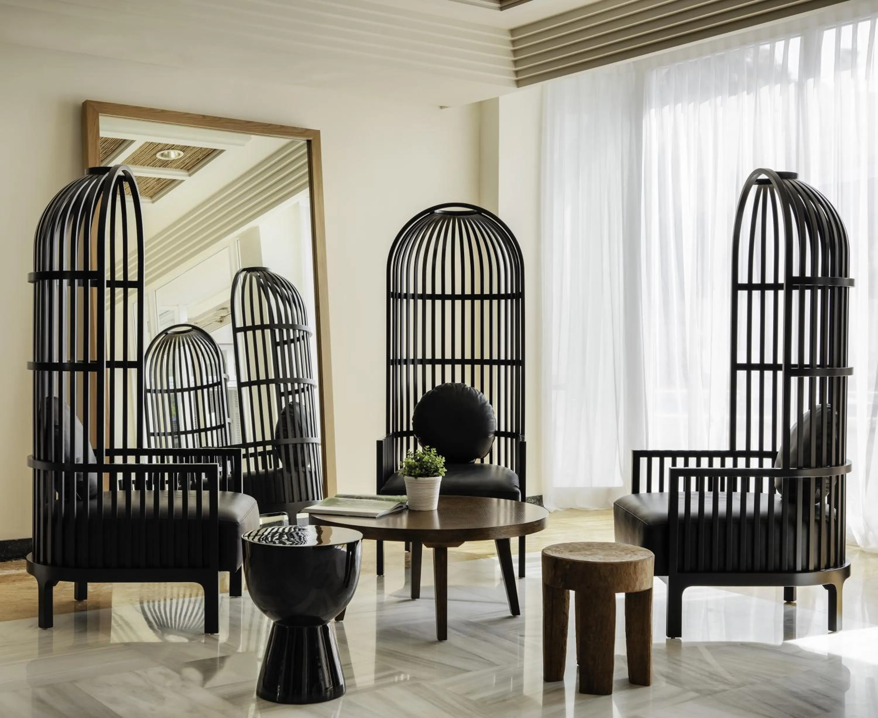 Communal lounge/ TV room in Boutique Hotel H10 Blue Mar - Adults Only