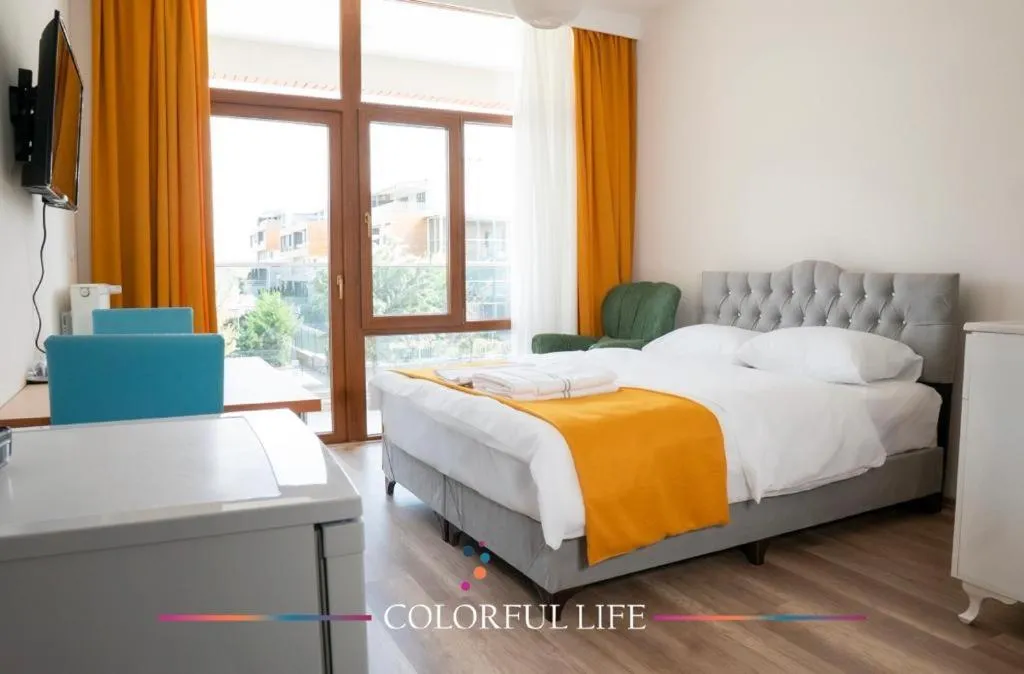 COLORFUL LİFE ÇAYYOLU