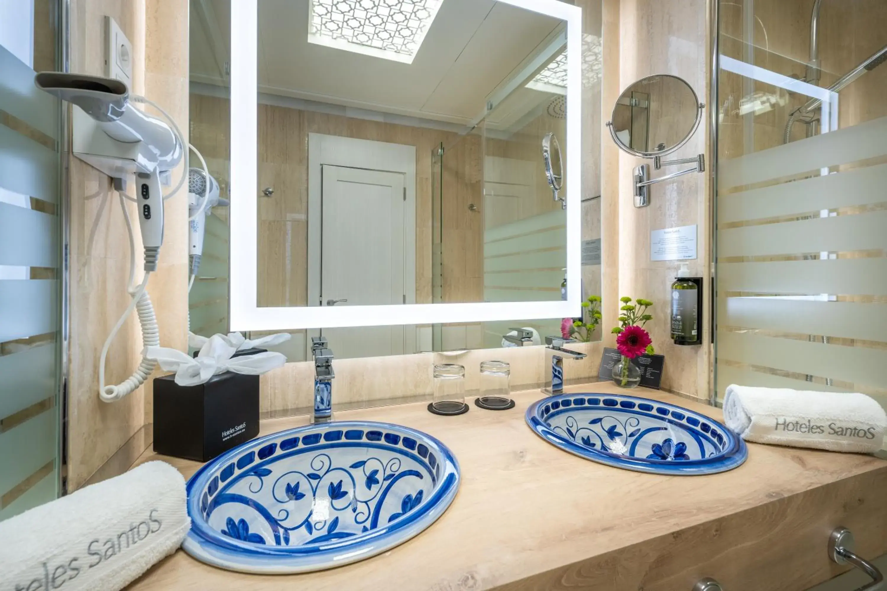 Deluxe Double Room in Hotel Saray Deluxe Double Room in Hotel Saray