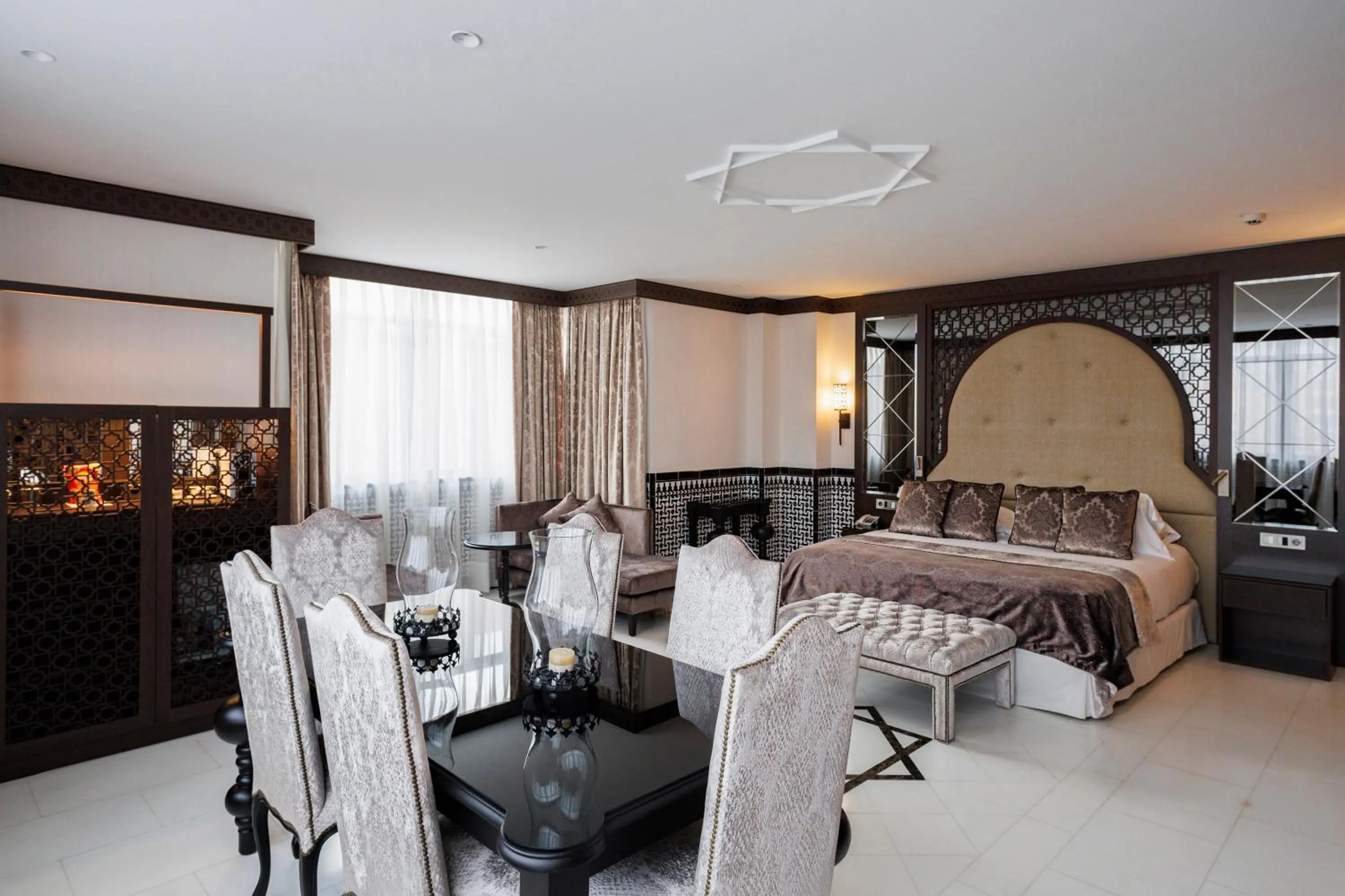 Bedroom in Hotel Saray