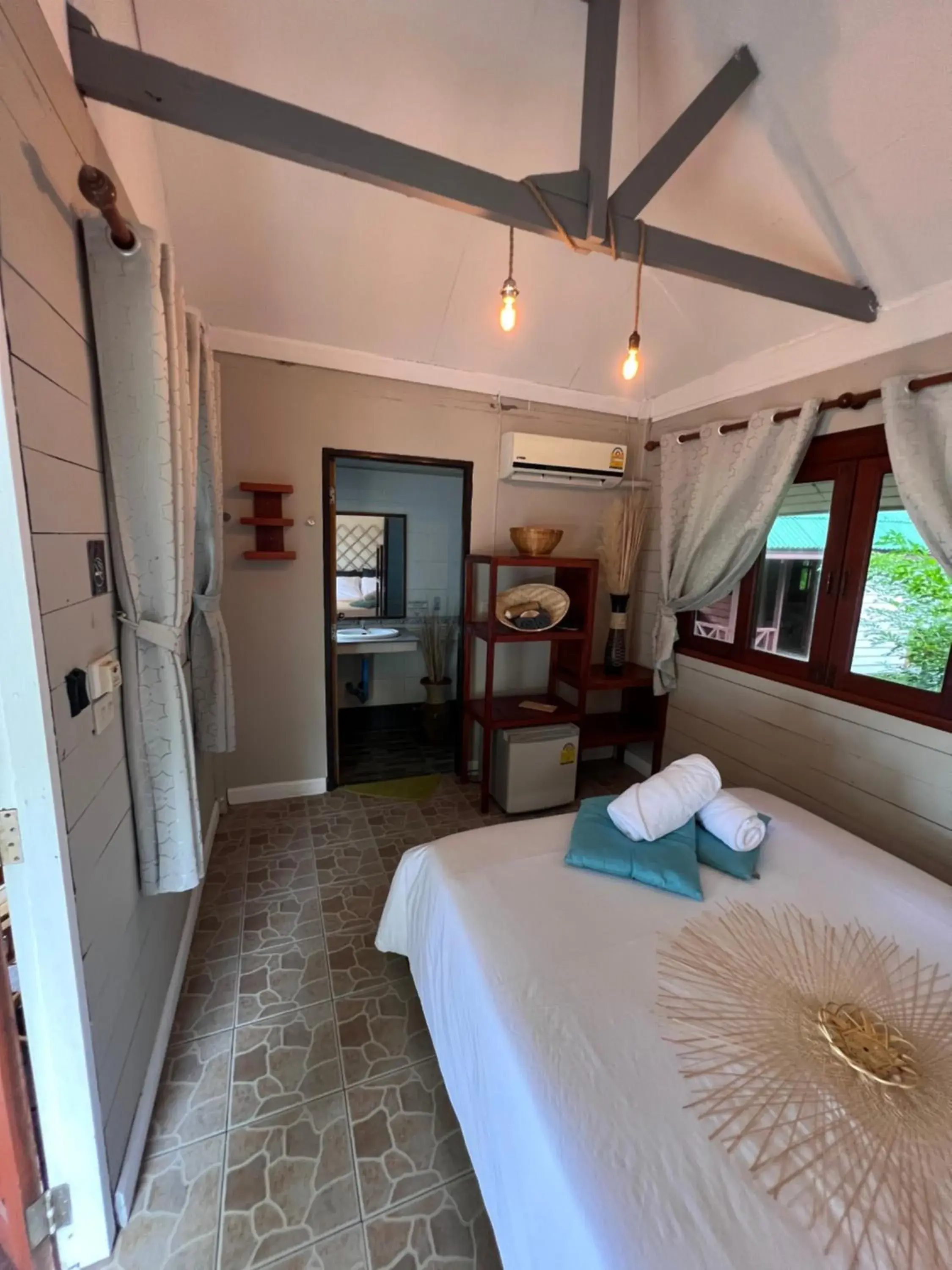 Seaview Superior Bungalow in Sense Asia Seaview Superior Bungalow in Sense Asia