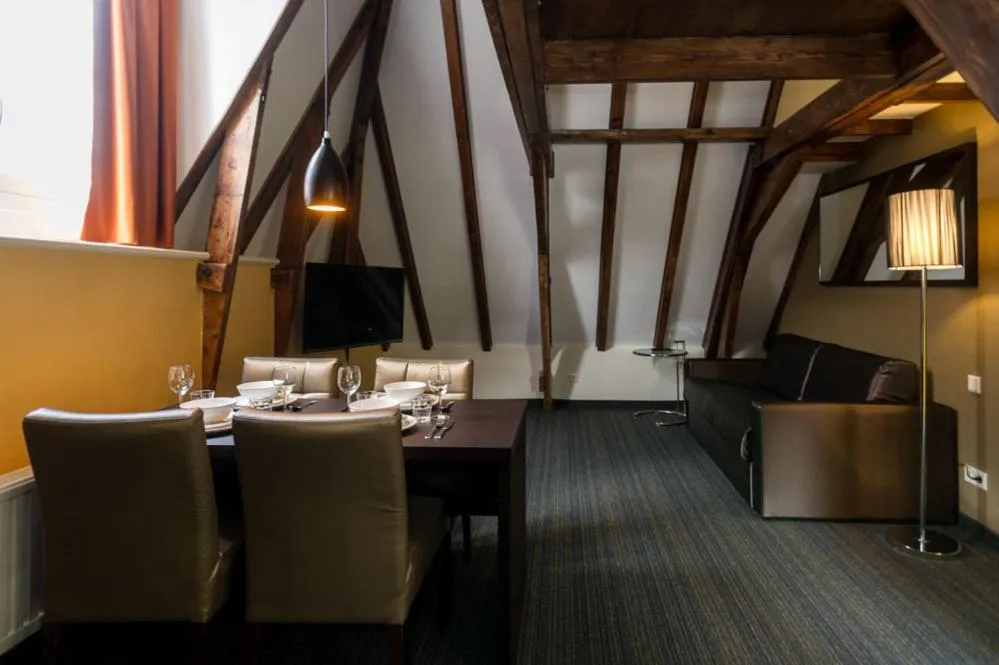 Living room in Golden Mansion Apartment Hotel