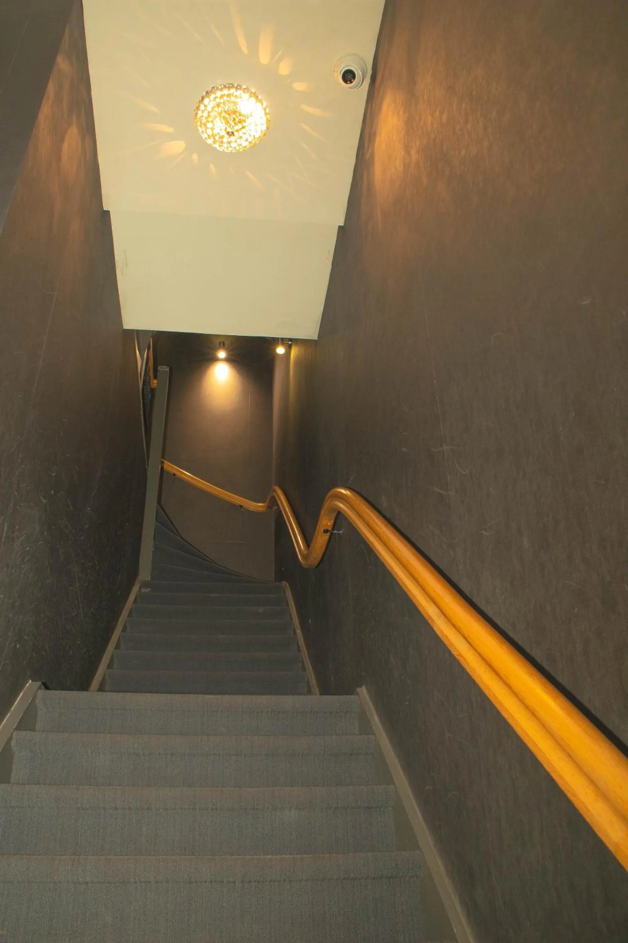 Property building in Golden Mansion Apartment Hotel