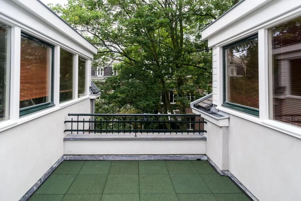 Balcony/Terrace in Golden Mansion Apartment Hotel