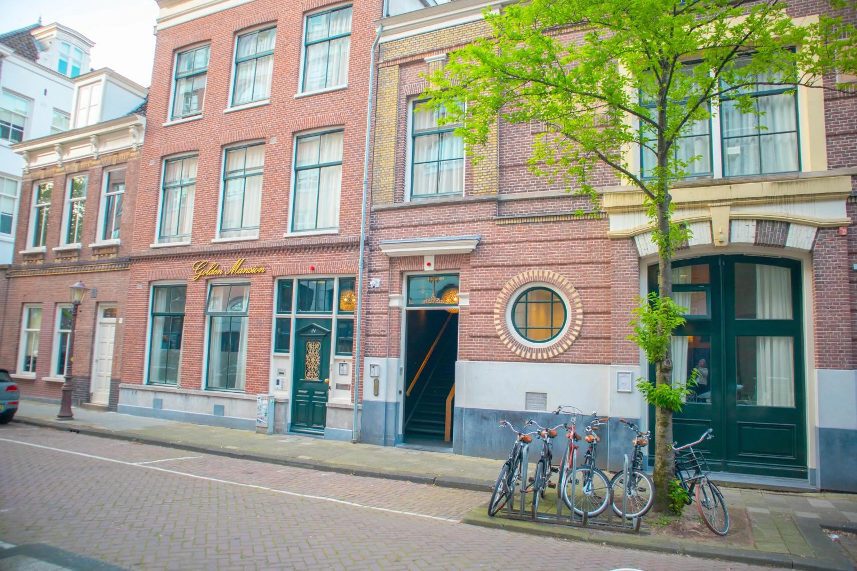 Golden Mansion Apartment Hotel