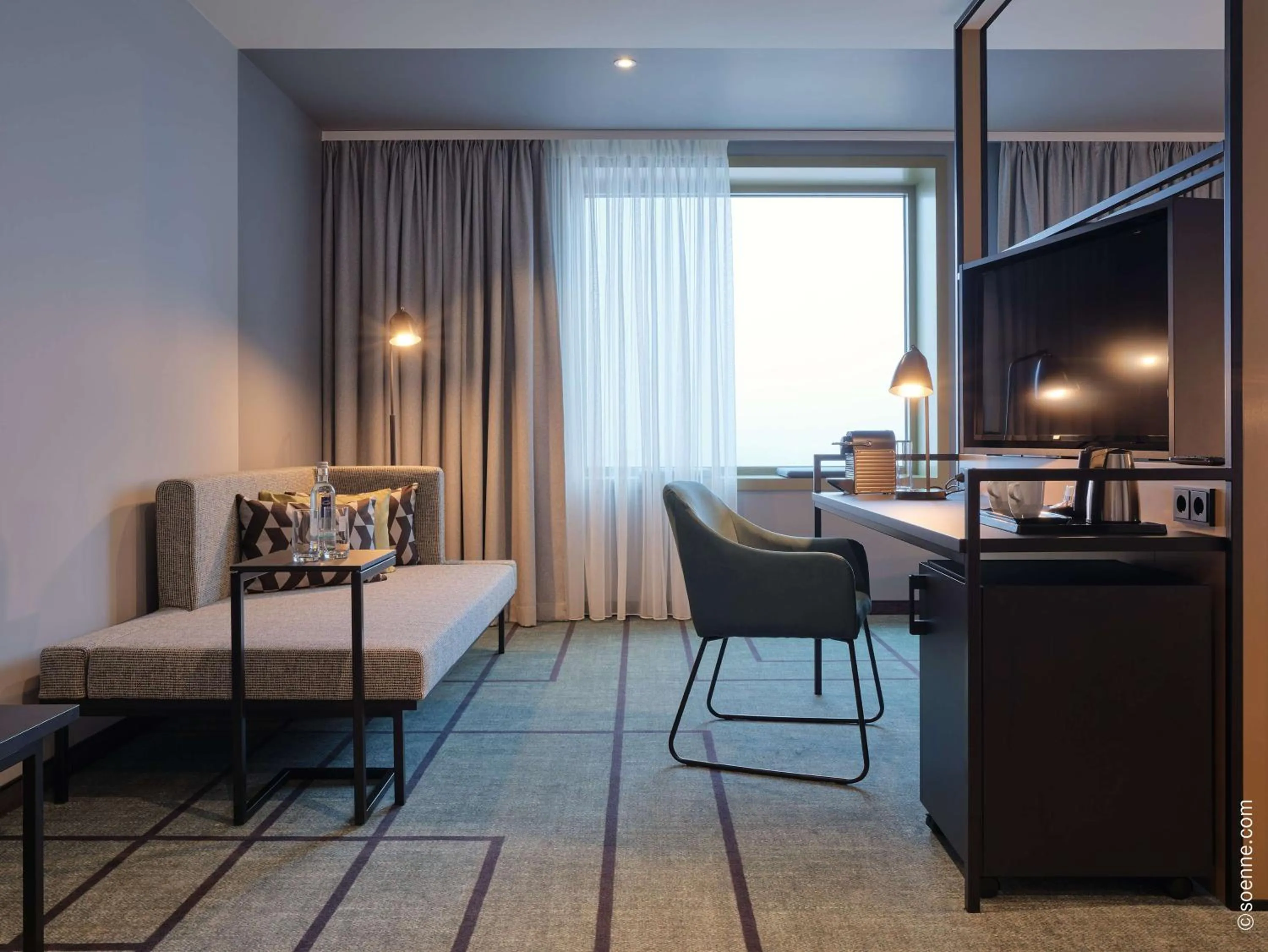 Photo of the whole room, Bed in Dorint Hotel München/Garching