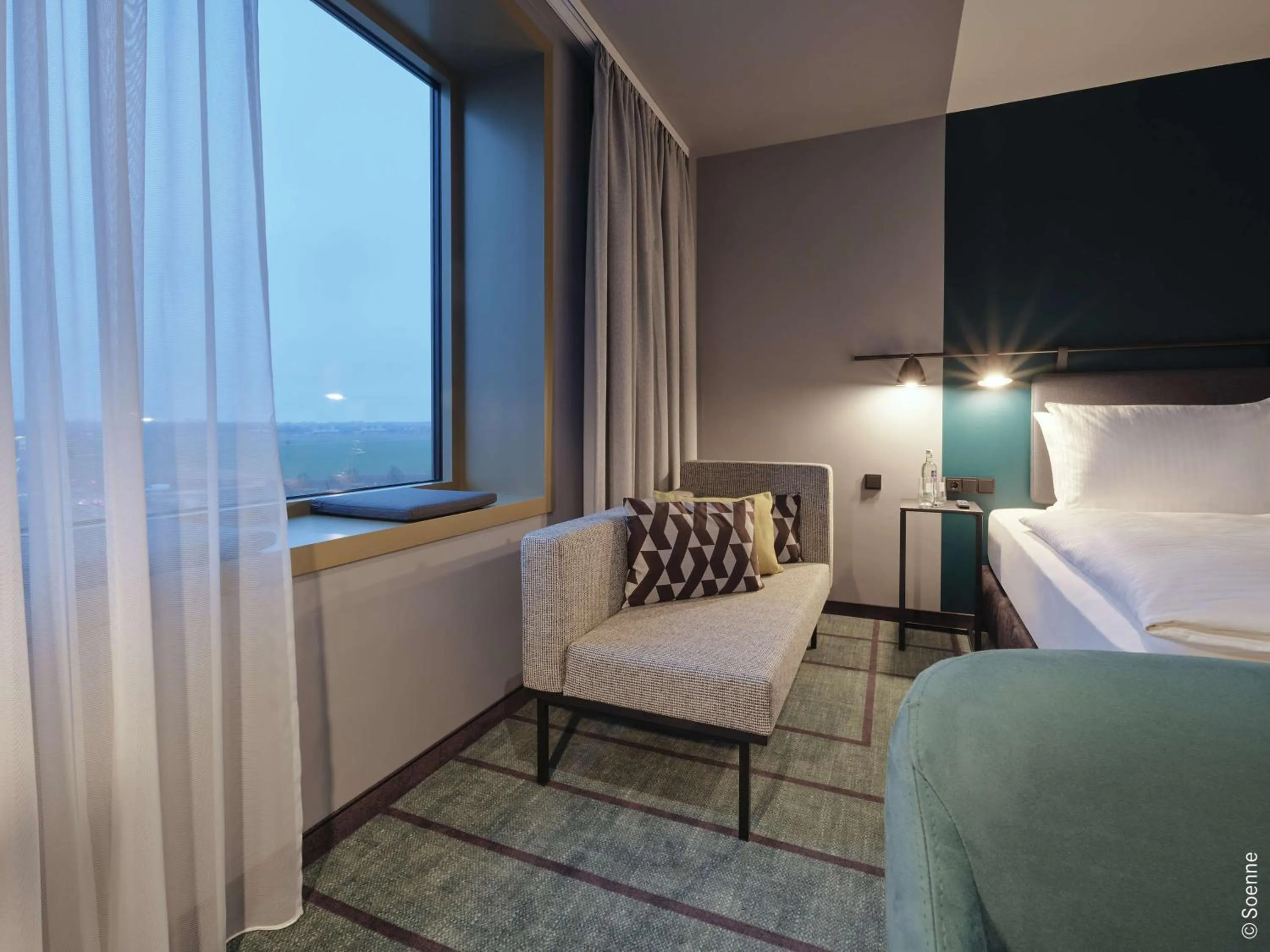 Photo of the whole room, Bed in Dorint Hotel München/Garching