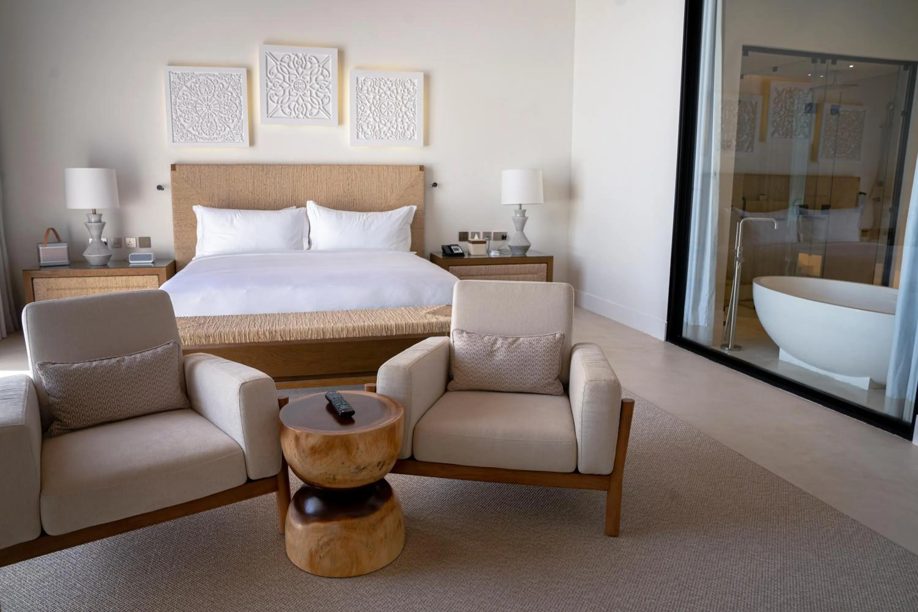 Property building, Bed in Maysan Doha, LXR Hotels & Resorts