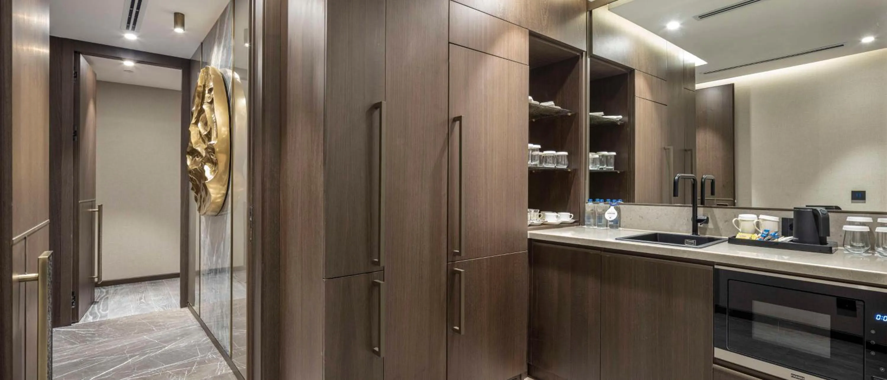 Kitchen or kitchenette in DoubleTree by Hilton Sanliurfa